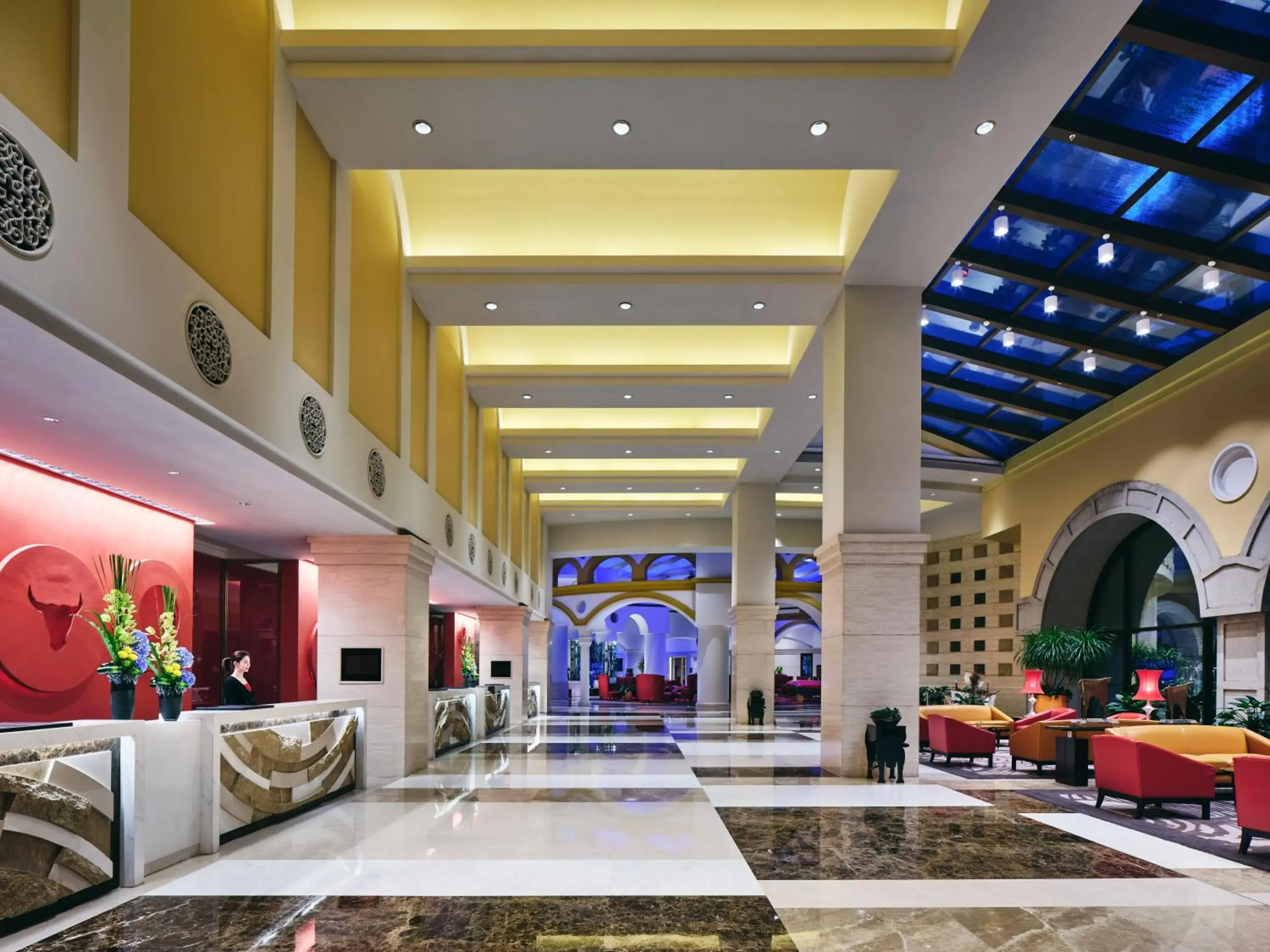 Property building in InterContinental Shenzhen by IHG - OCT Metro Station, All Rooms Featuring Balcony from 55 sqm, 10,000 sqm Garden with Beach and Outdoor & Indoor Swimming Pool, Joy Kids Utopia Theme Club Property building in InterContinental Shenzhen by IHG - OCT Metro Station, All Rooms Featuring Balcony from 55 sqm, 10,000 sqm Garden with Beach and Outdoor & Indoor Swimming Pool, Joy Kids Utopia Theme Club