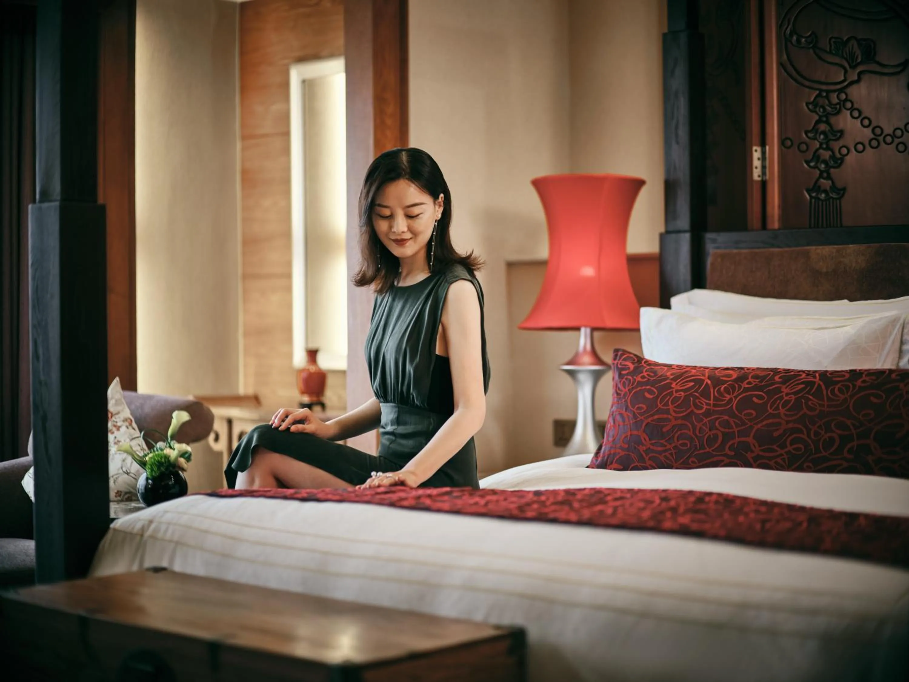 Photo of the whole room, Bed in InterContinental Shenzhen by IHG