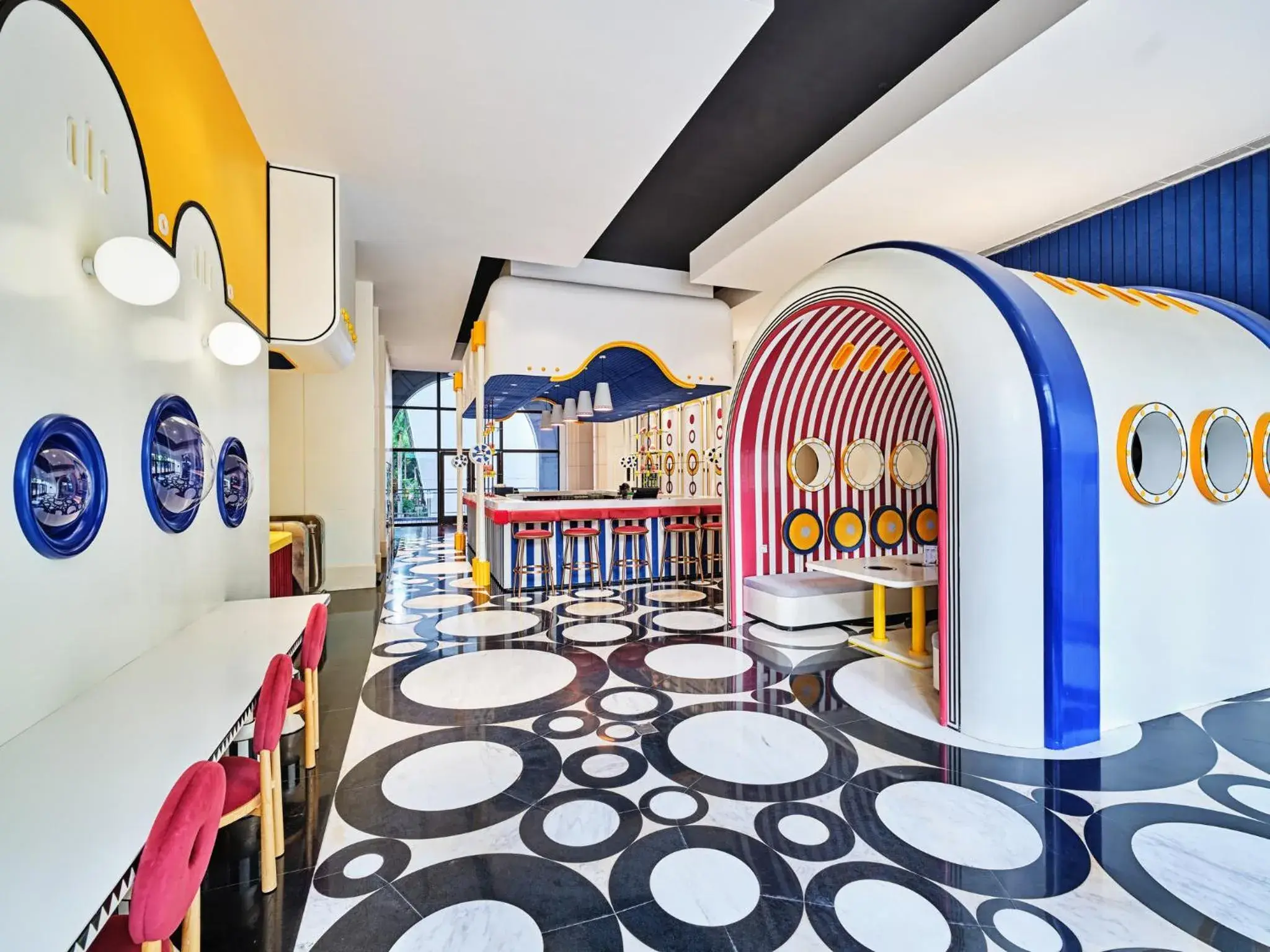 Fitness centre/facilities, Bed in InterContinental Shenzhen by IHG Fitness centre/facilities, Bed in InterContinental Shenzhen by IHG