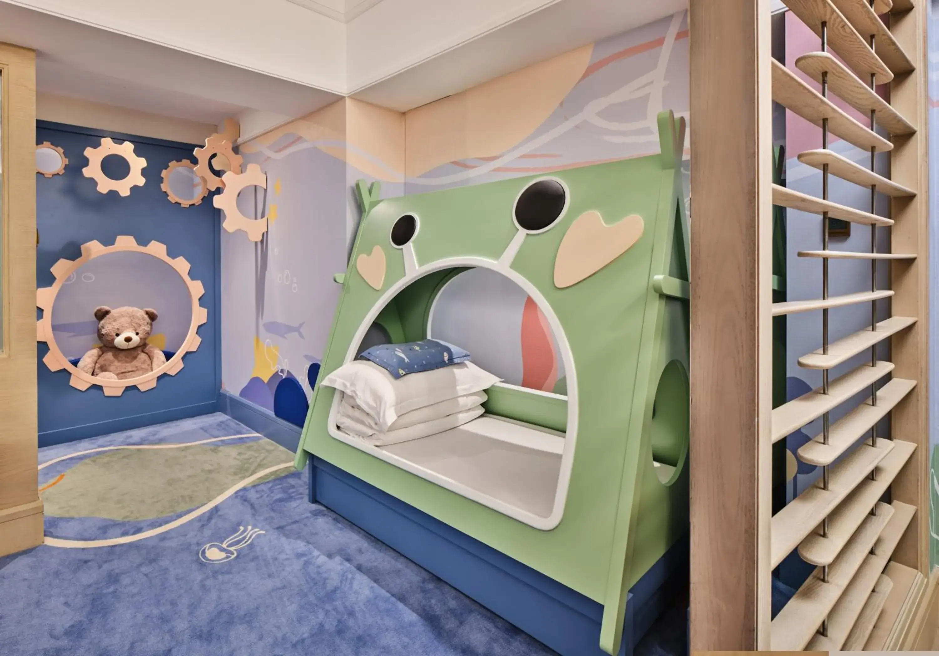 Bed in InterContinental Shenzhen by IHG - OCT Metro Station, All Rooms Featuring Balcony from 55 sqm, 10,000 sqm Garden with Beach and Outdoor & Indoor Swimming Pool, Joy Kids Utopia Theme Club Bed in InterContinental Shenzhen by IHG - OCT Metro Station, All Rooms Featuring Balcony from 55 sqm, 10,000 sqm Garden with Beach and Outdoor & Indoor Swimming Pool, Joy Kids Utopia Theme Club