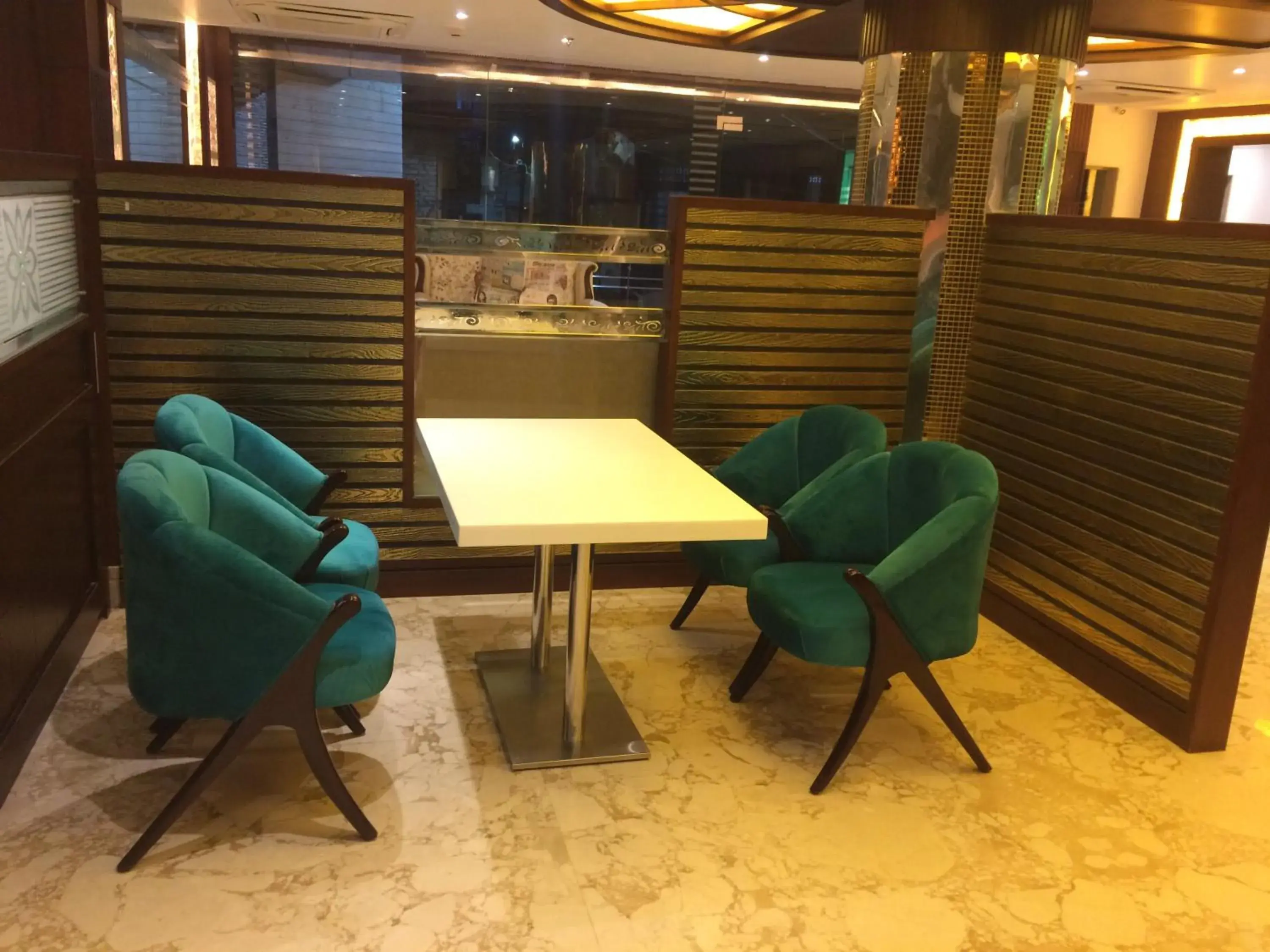 Restaurant/places to eat in Hotel Varanasi Inn Restaurant/places to eat in Hotel Varanasi Inn