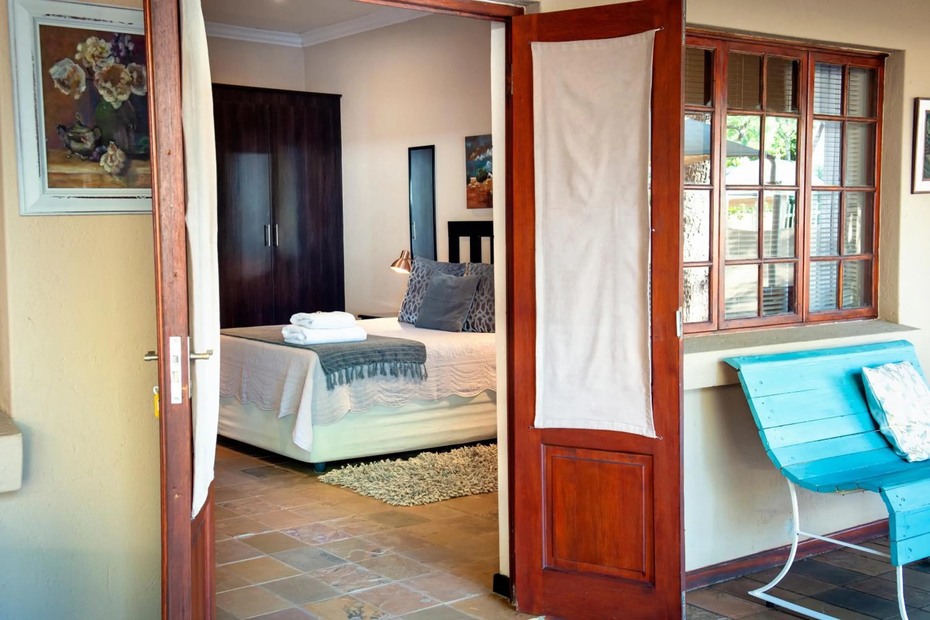 Four Seasons Guesthouses