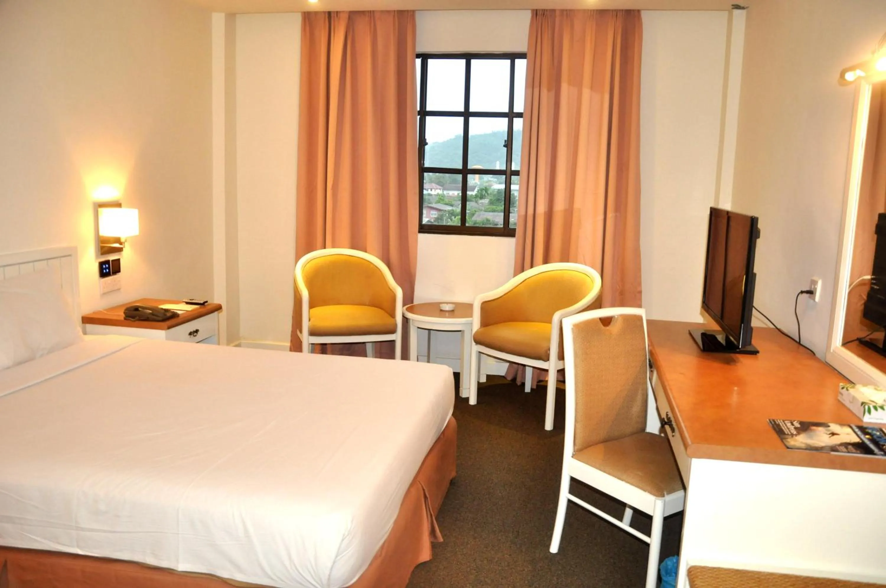 Bed in Permai Hotel Kuala Terengganu