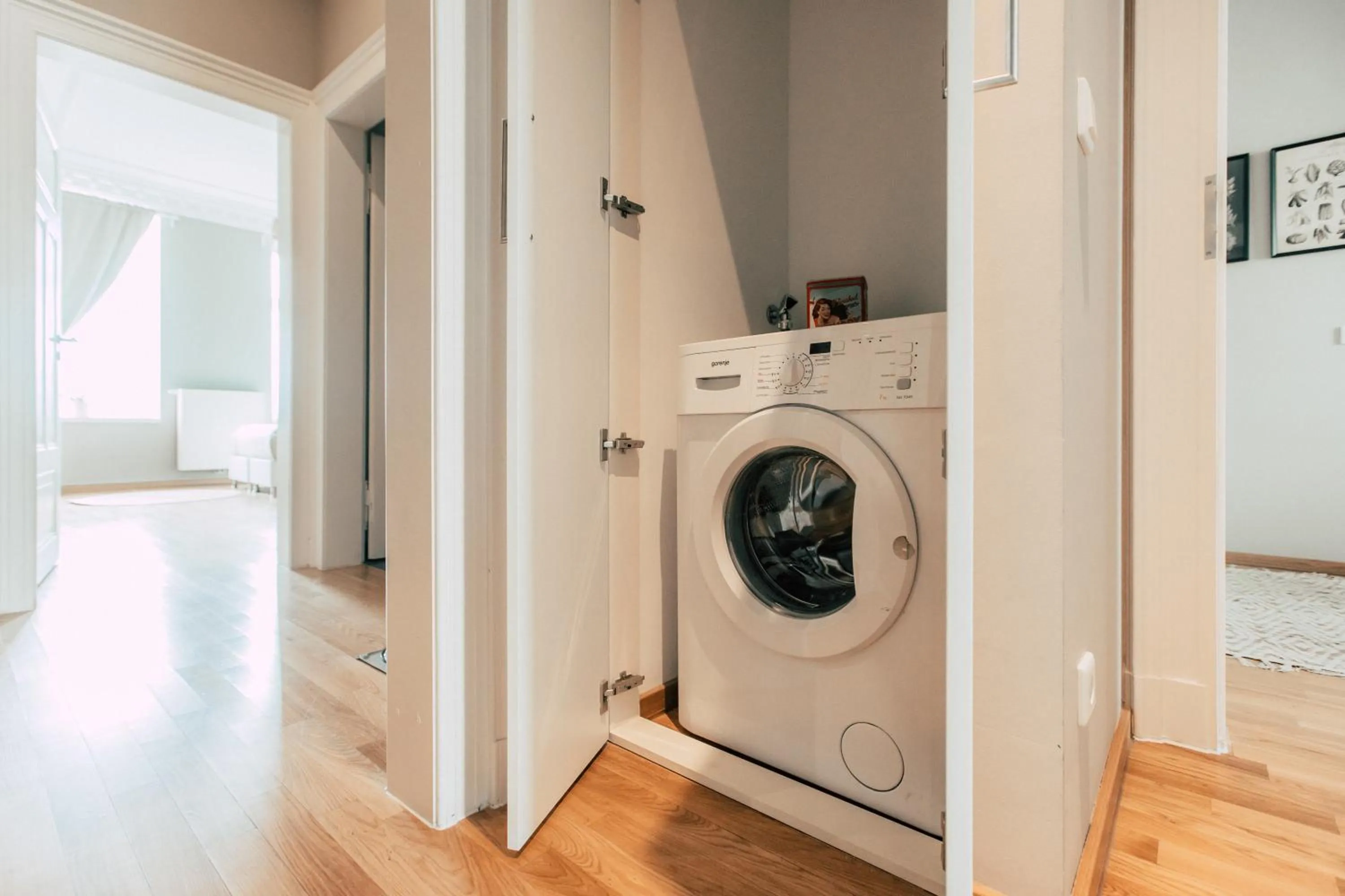 washing machine in Luga Homes - Stadthaus