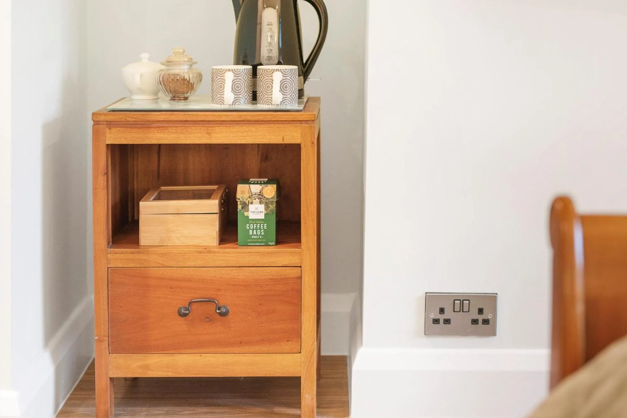 Coffee/tea facilities in Westleigh