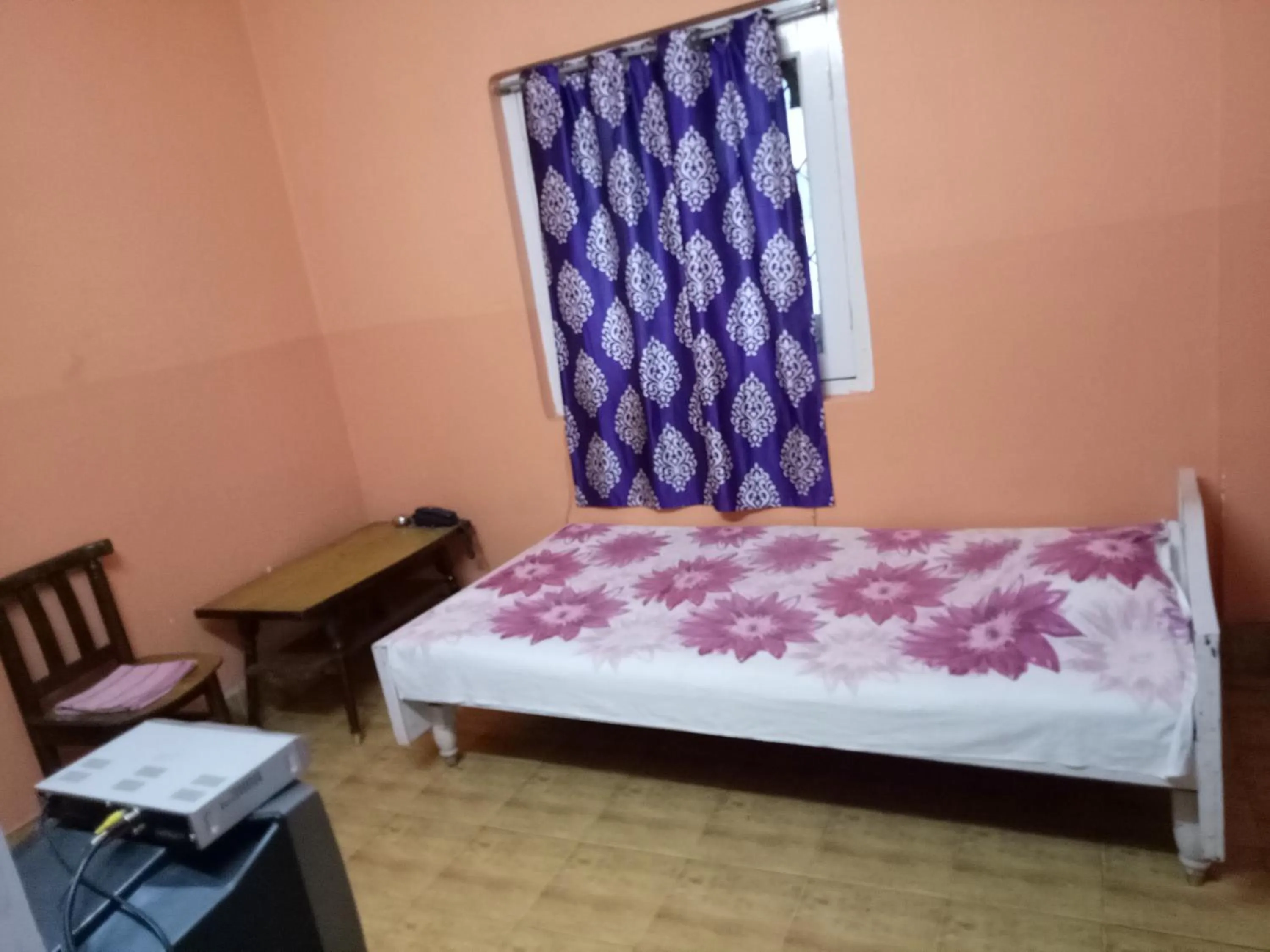 Bed in Hotel Kameng