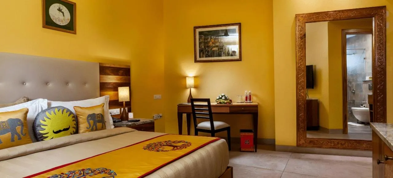 Bed in jüSTa Sajjangarh Resort & Spa, Udaipur