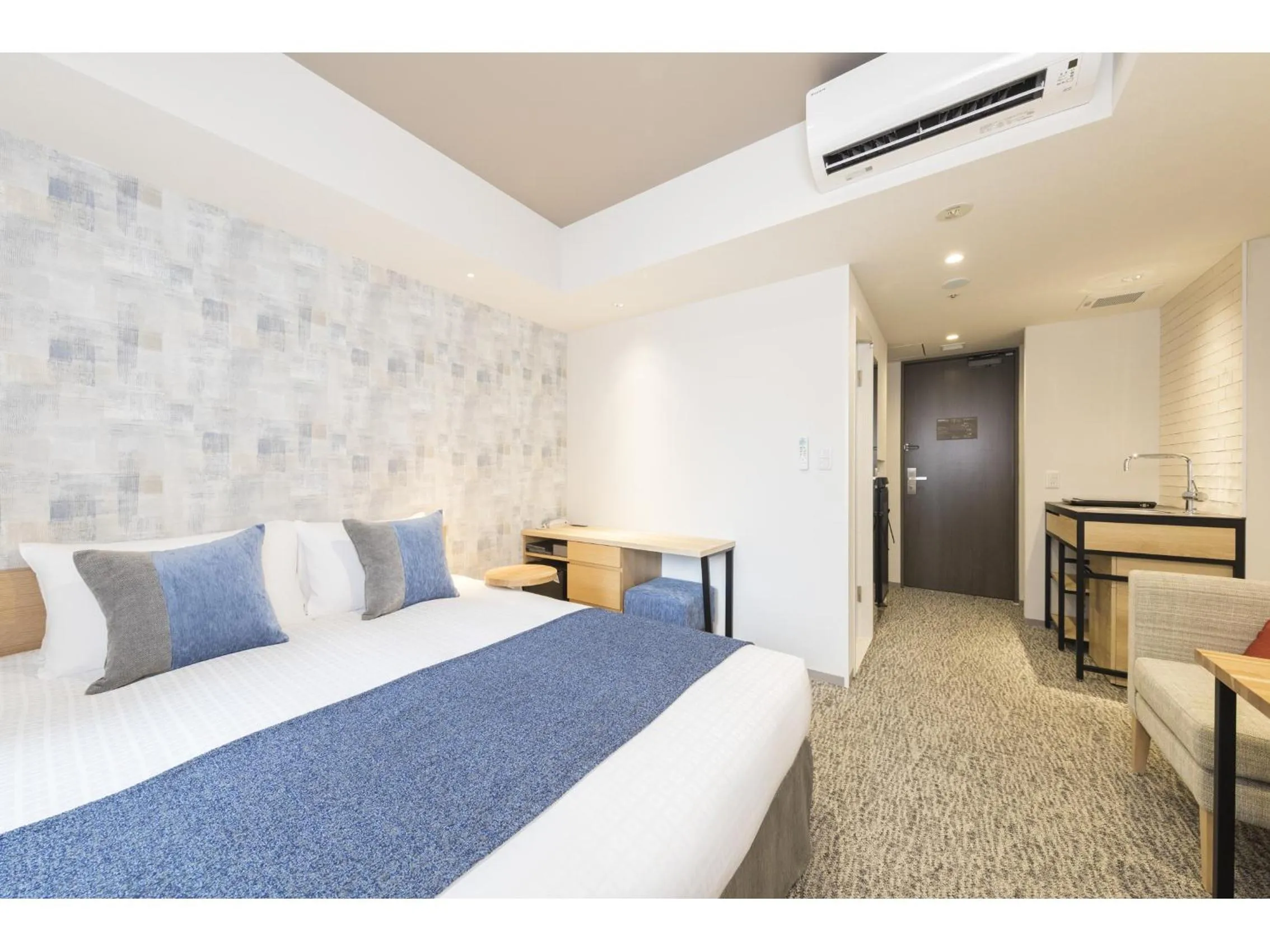 Bed in Tokyu Stay Takanawa Shinagawa Area