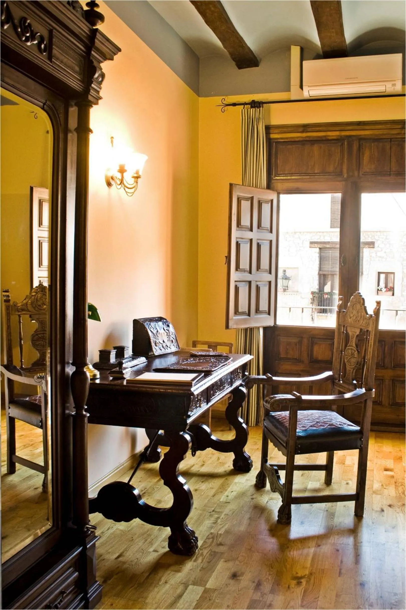 Decorative detail in Hotel Los Leones - Adults Only