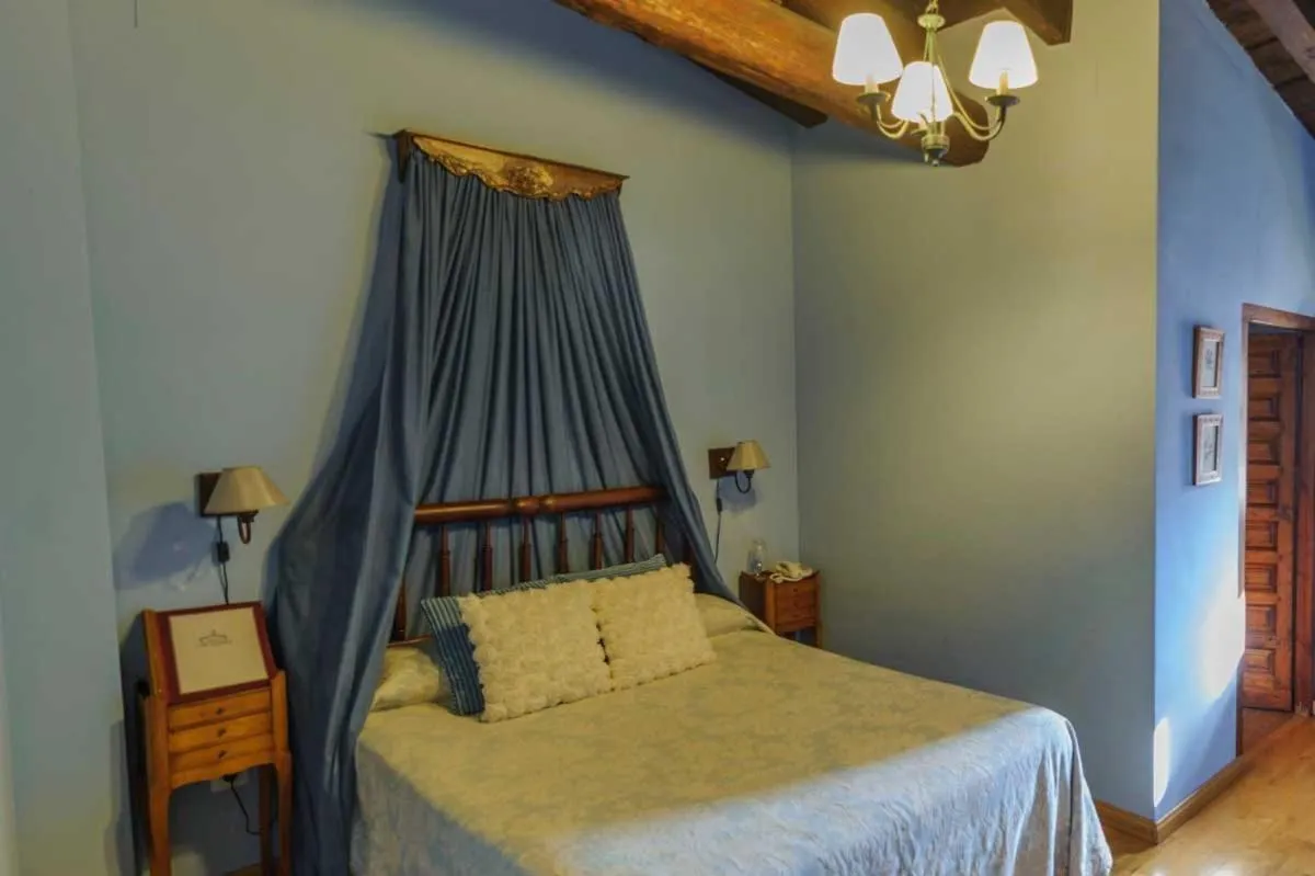 Bed in Hotel Los Leones - Adults Only