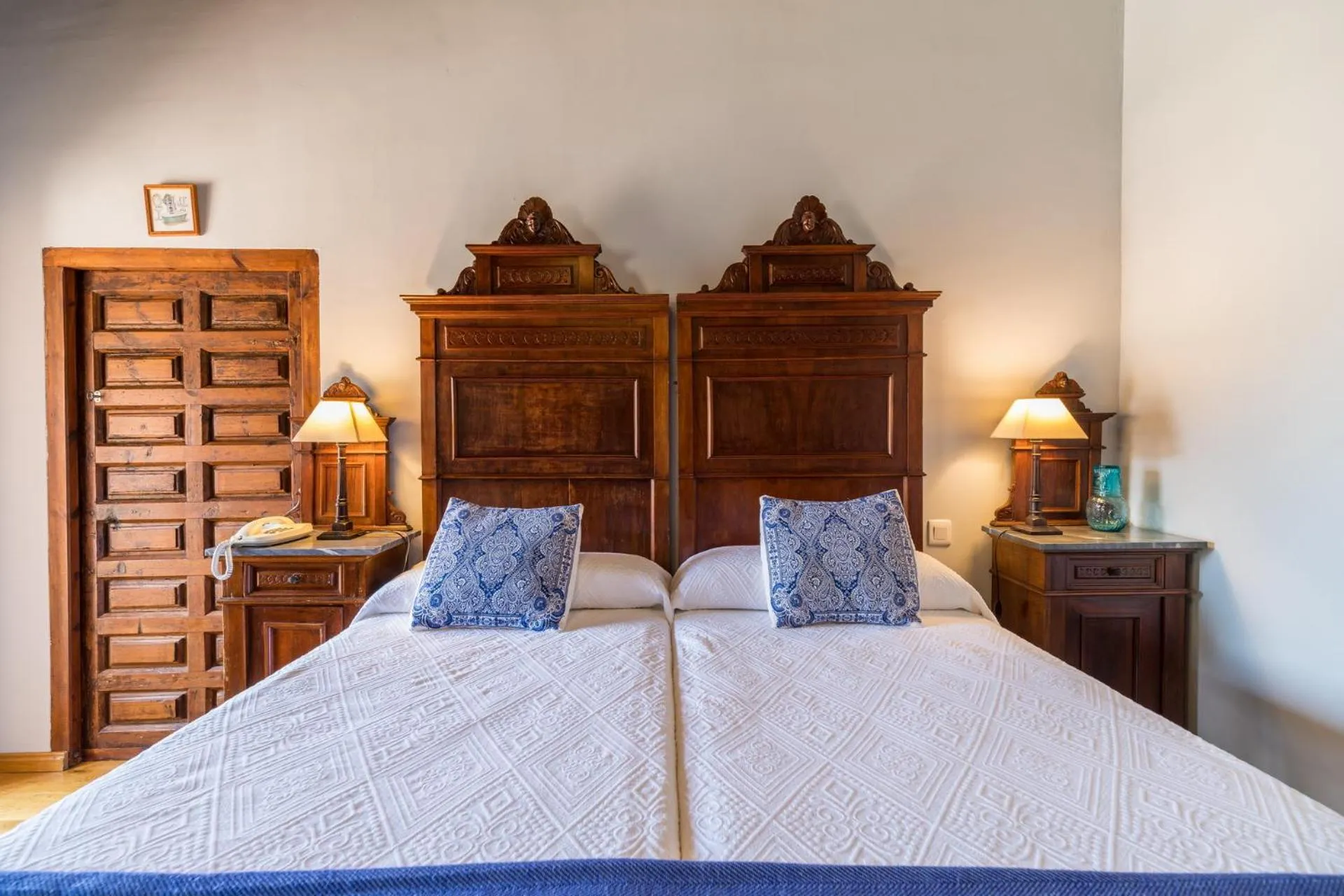 Bed in Hotel Los Leones - Adults Only