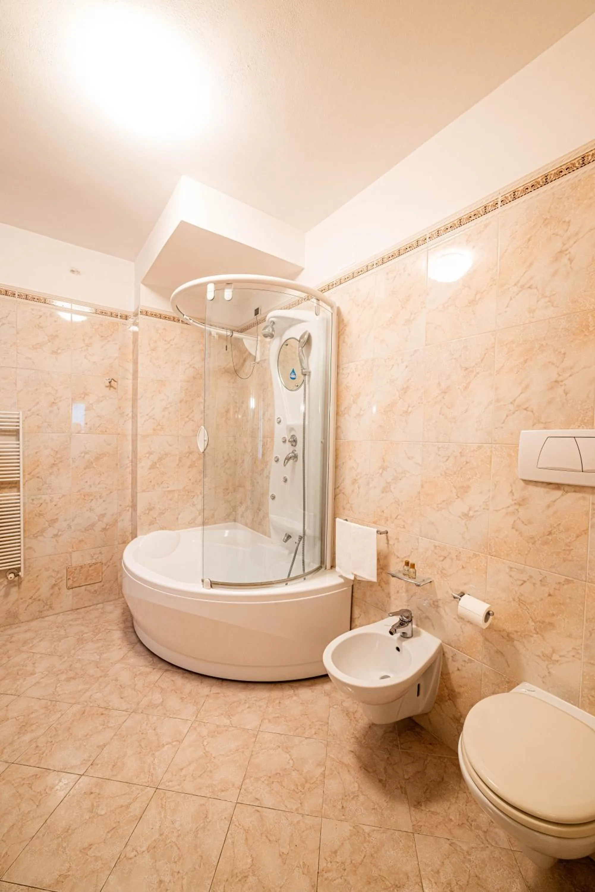 Bathroom in Phi Hotel Canalgrande