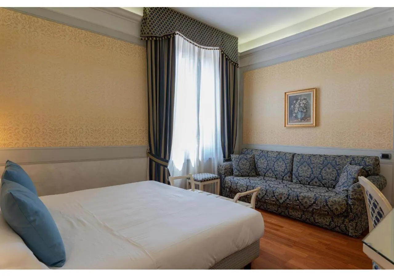 Bed in Phi Hotel Canalgrande