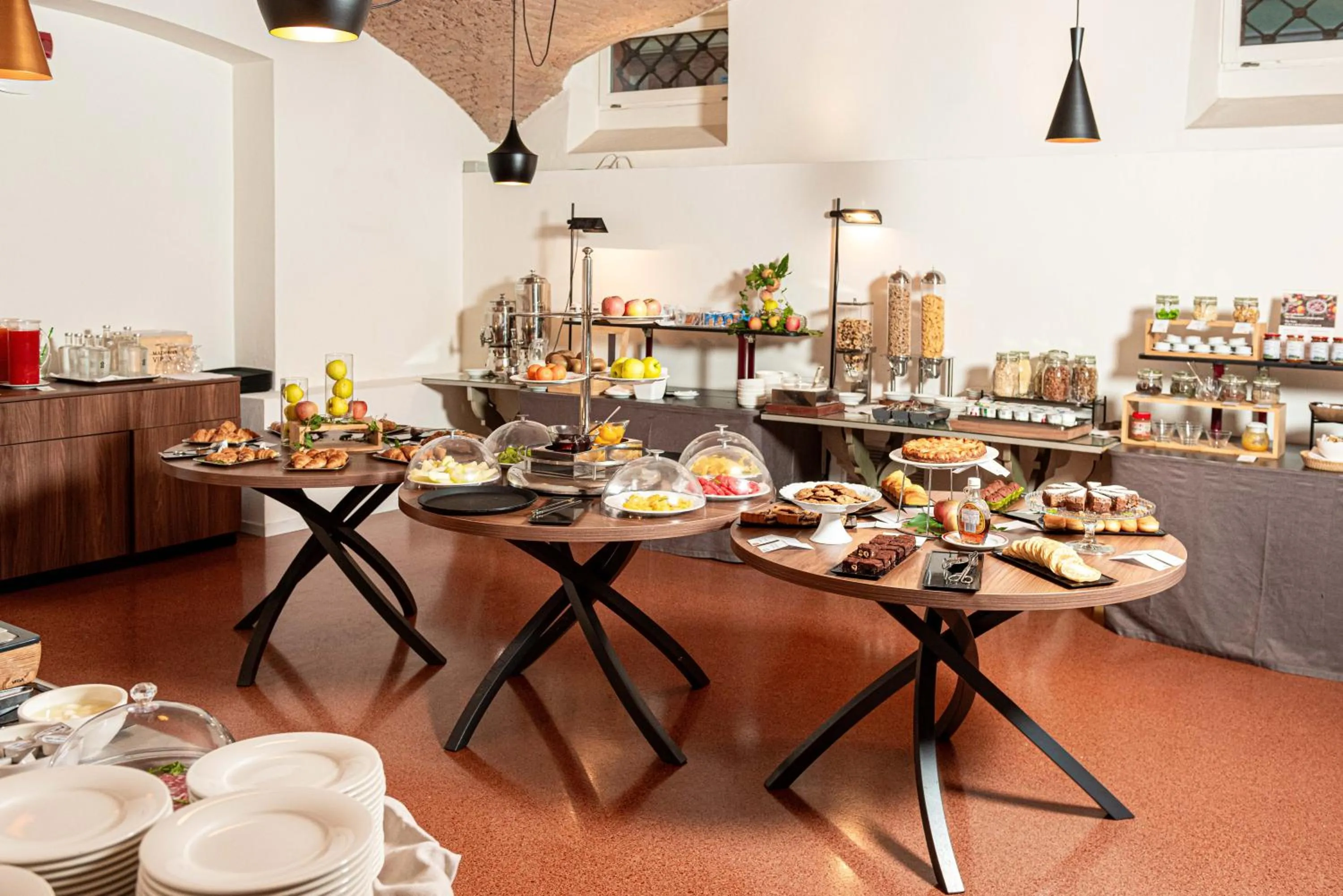 Breakfast in Phi Hotel Canalgrande