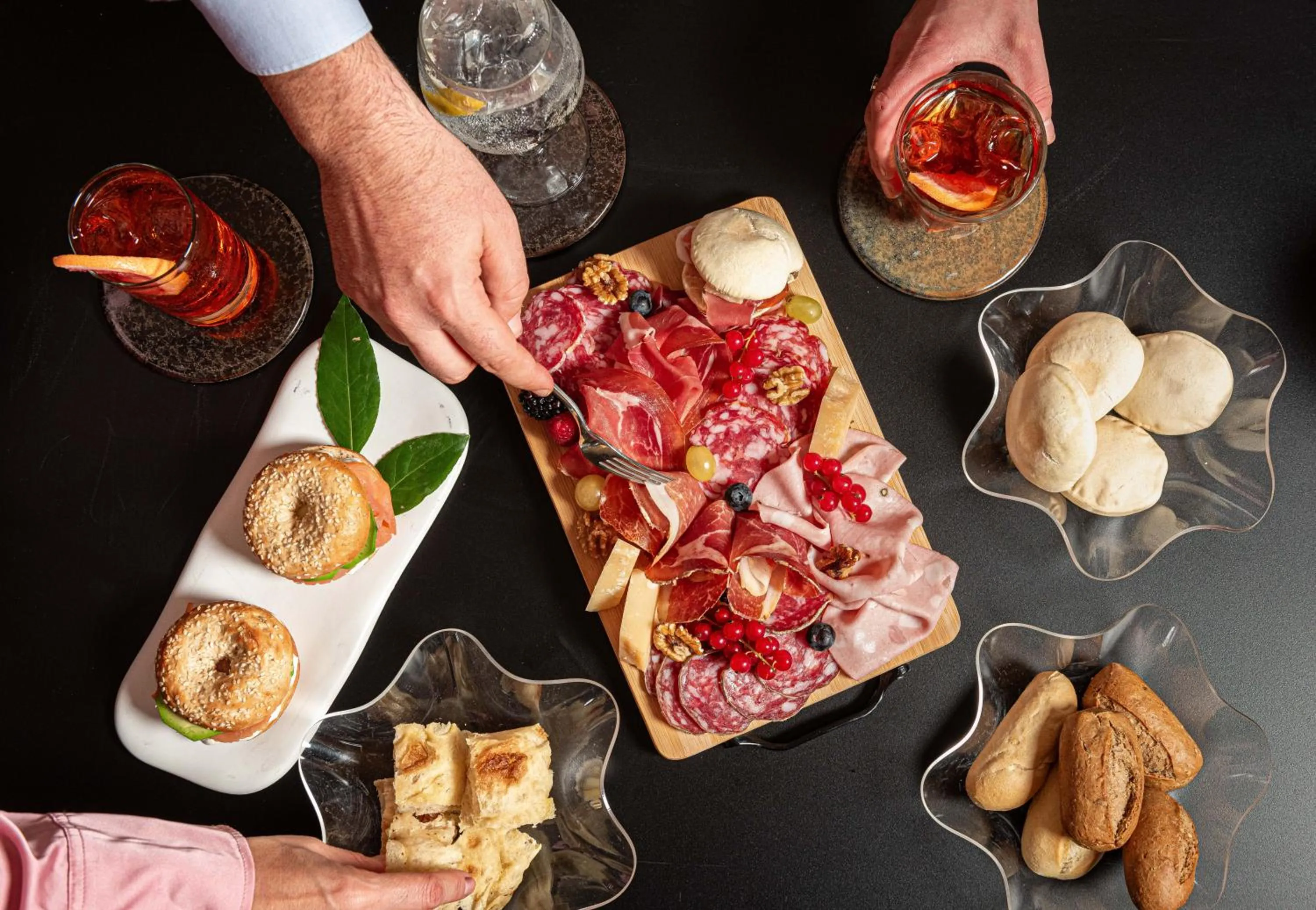 Restaurant/places to eat in Phi Hotel Canalgrande