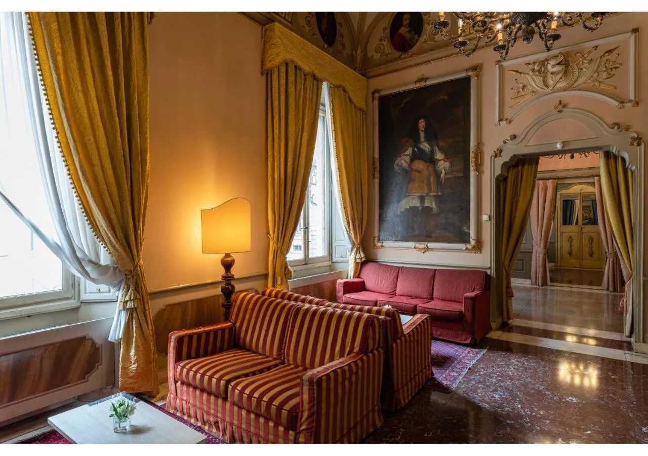 Lobby or reception in Phi Hotel Canalgrande