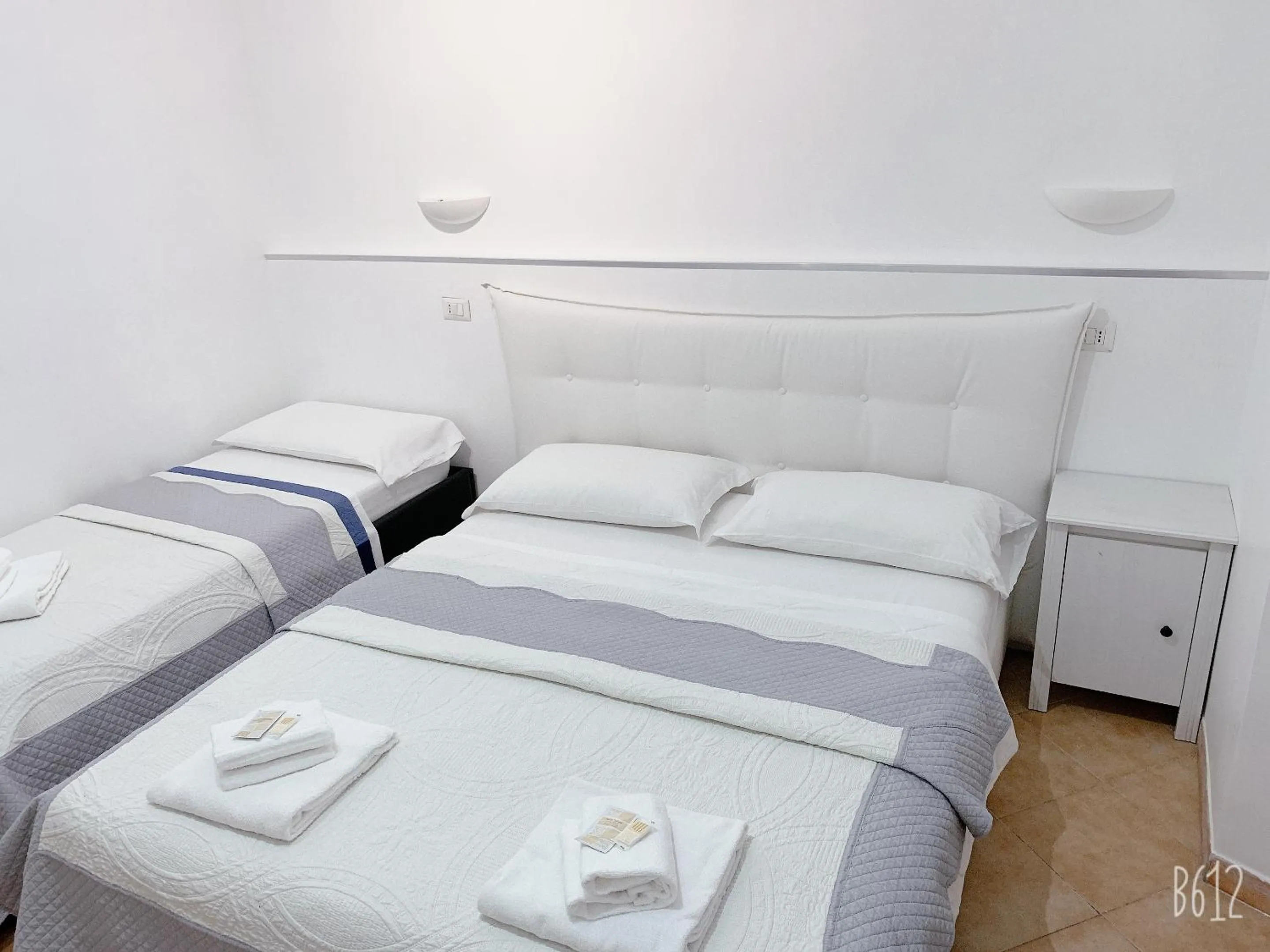 Bedroom, Bed in Golden Ratio