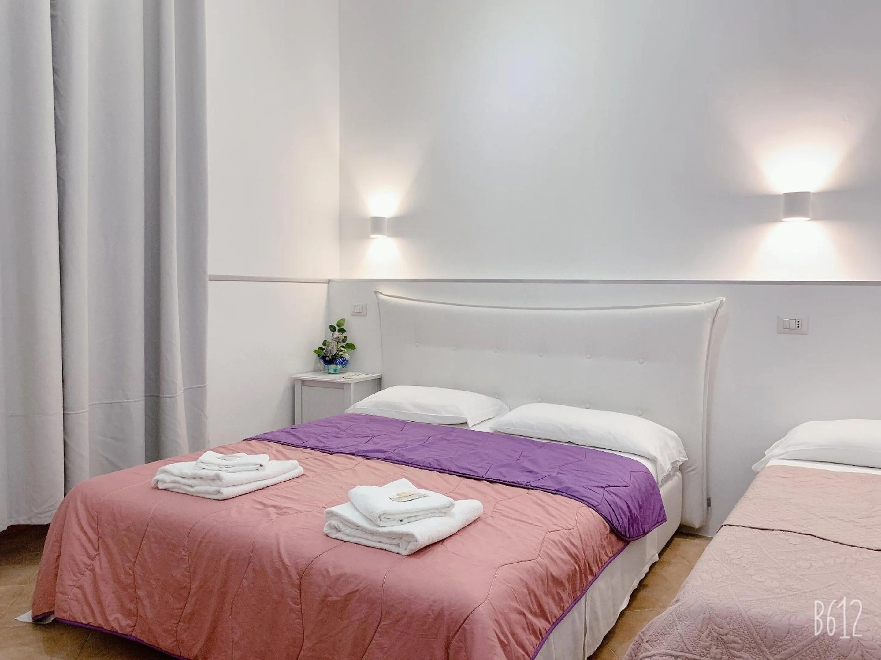 Bedroom, Bed in Golden Ratio