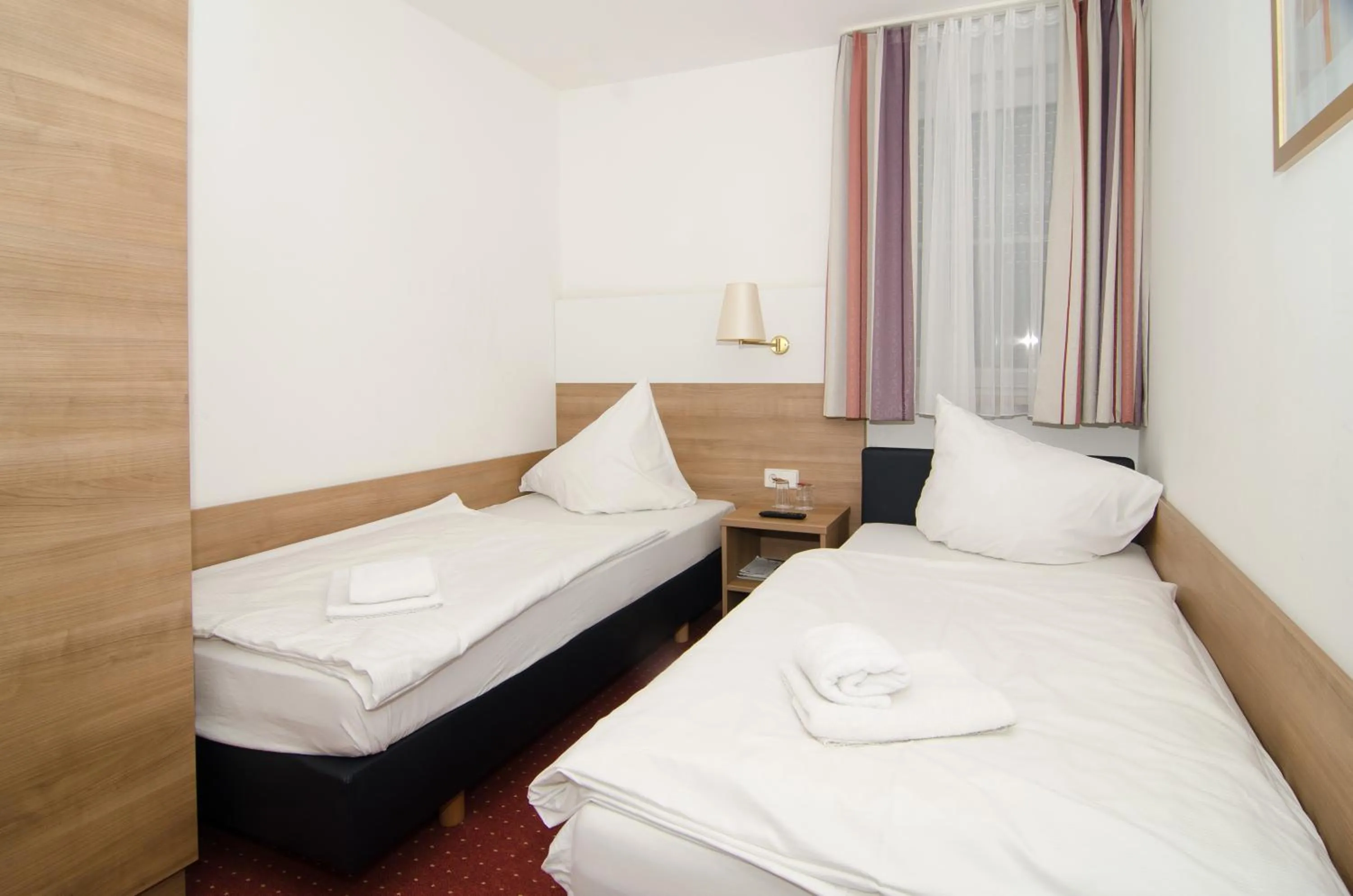 Bed in Hotel -Restaurant Taormina