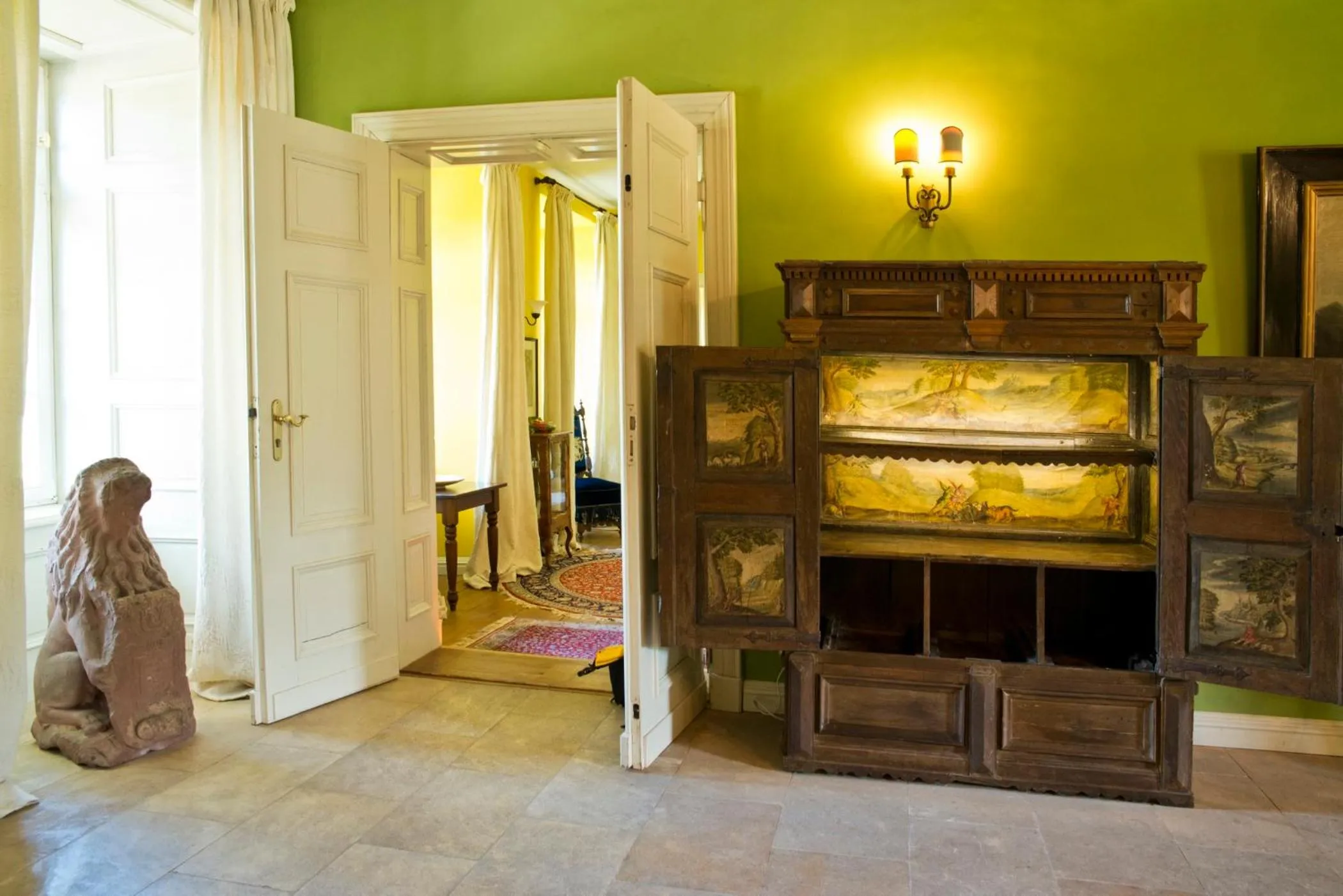 Decorative detail, Bed in Romantik Hotel Gutshaus Ludorf