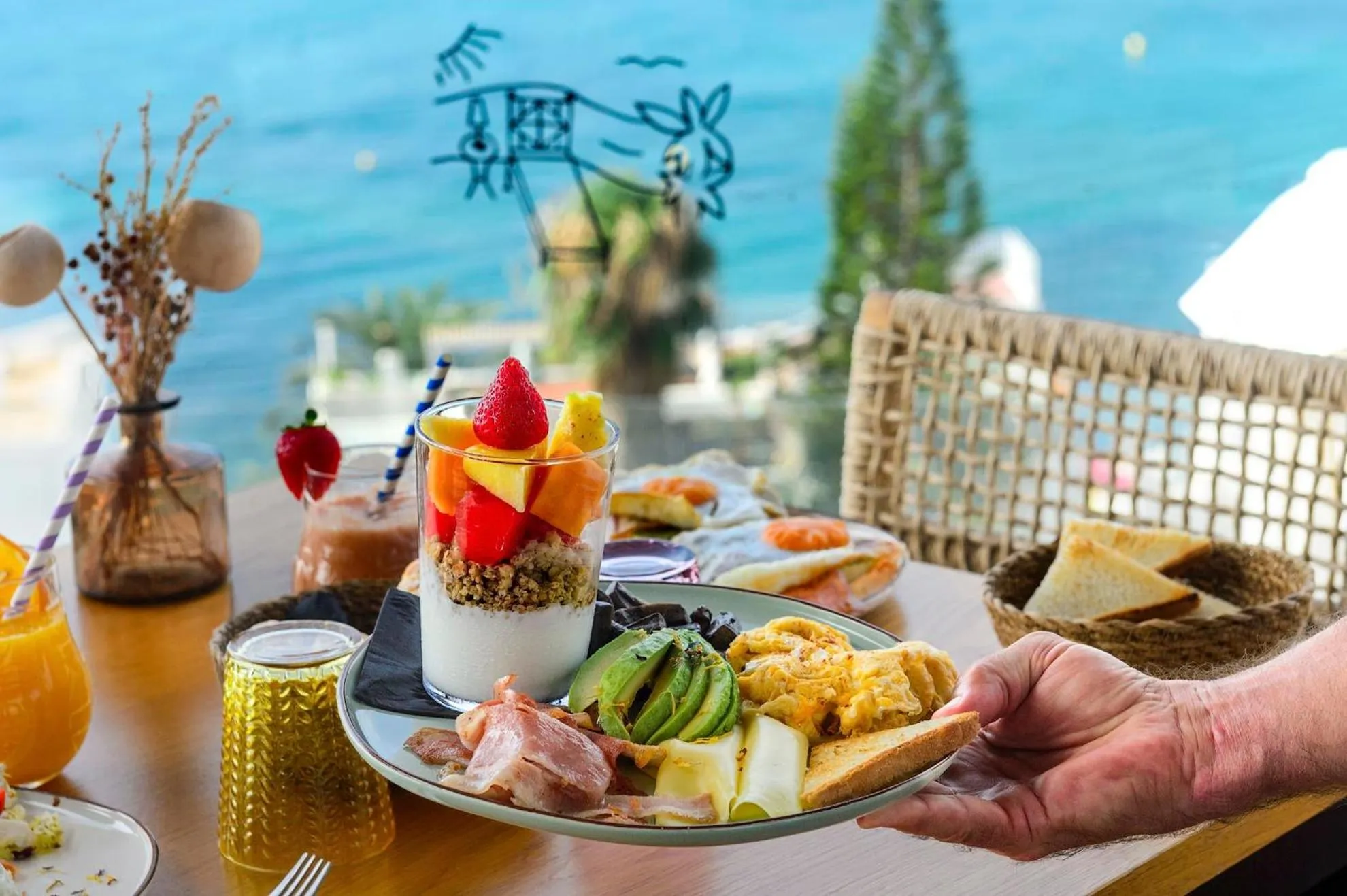 Restaurant/places to eat in Hotel Cenit & Apts Sol y Viento