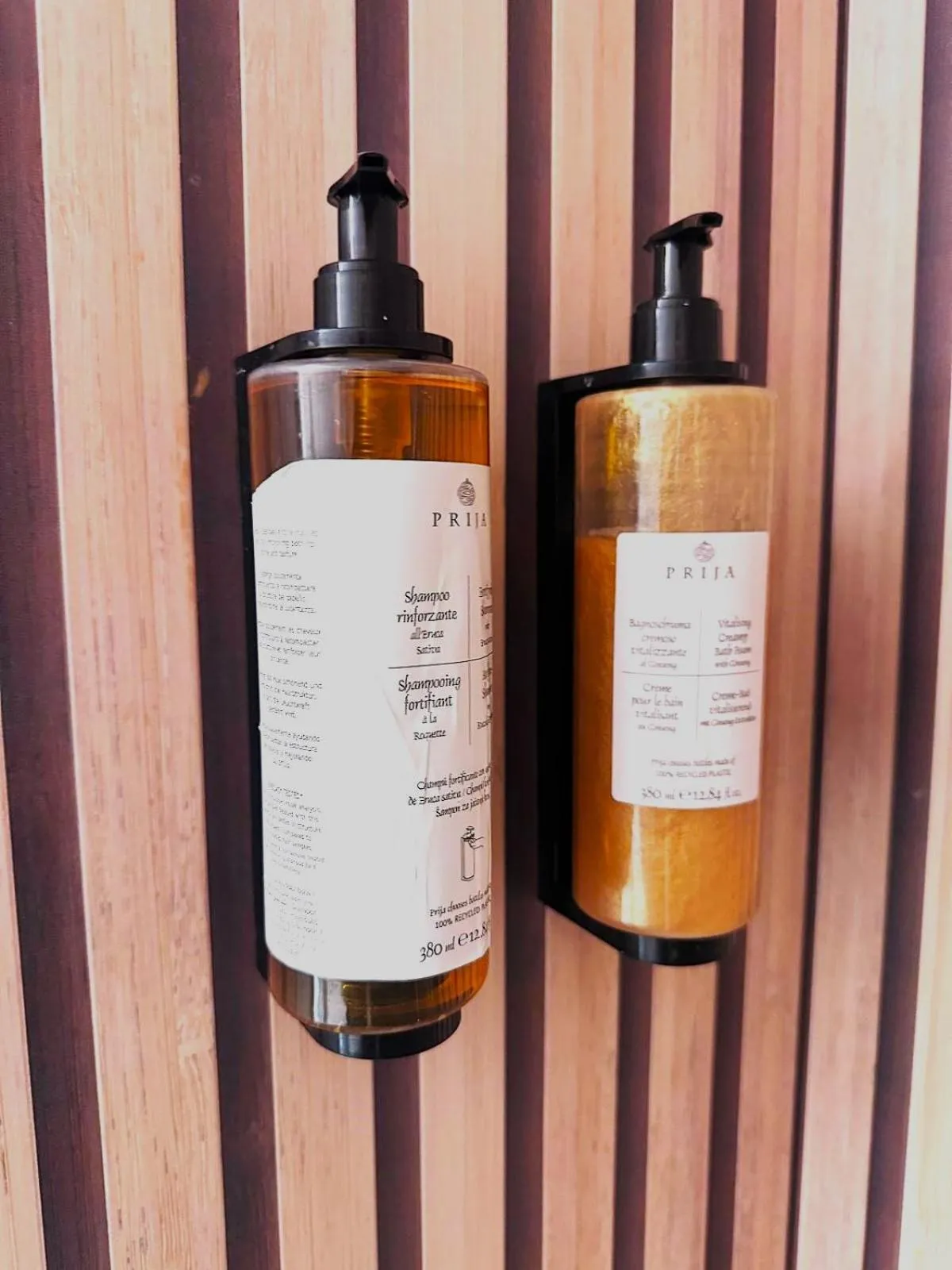 Bathroom in Hotel Cenit & Apts Sol y Viento