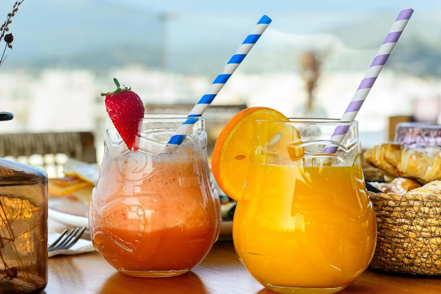 Restaurant/places to eat in Hotel Cenit & Apts Sol y Viento