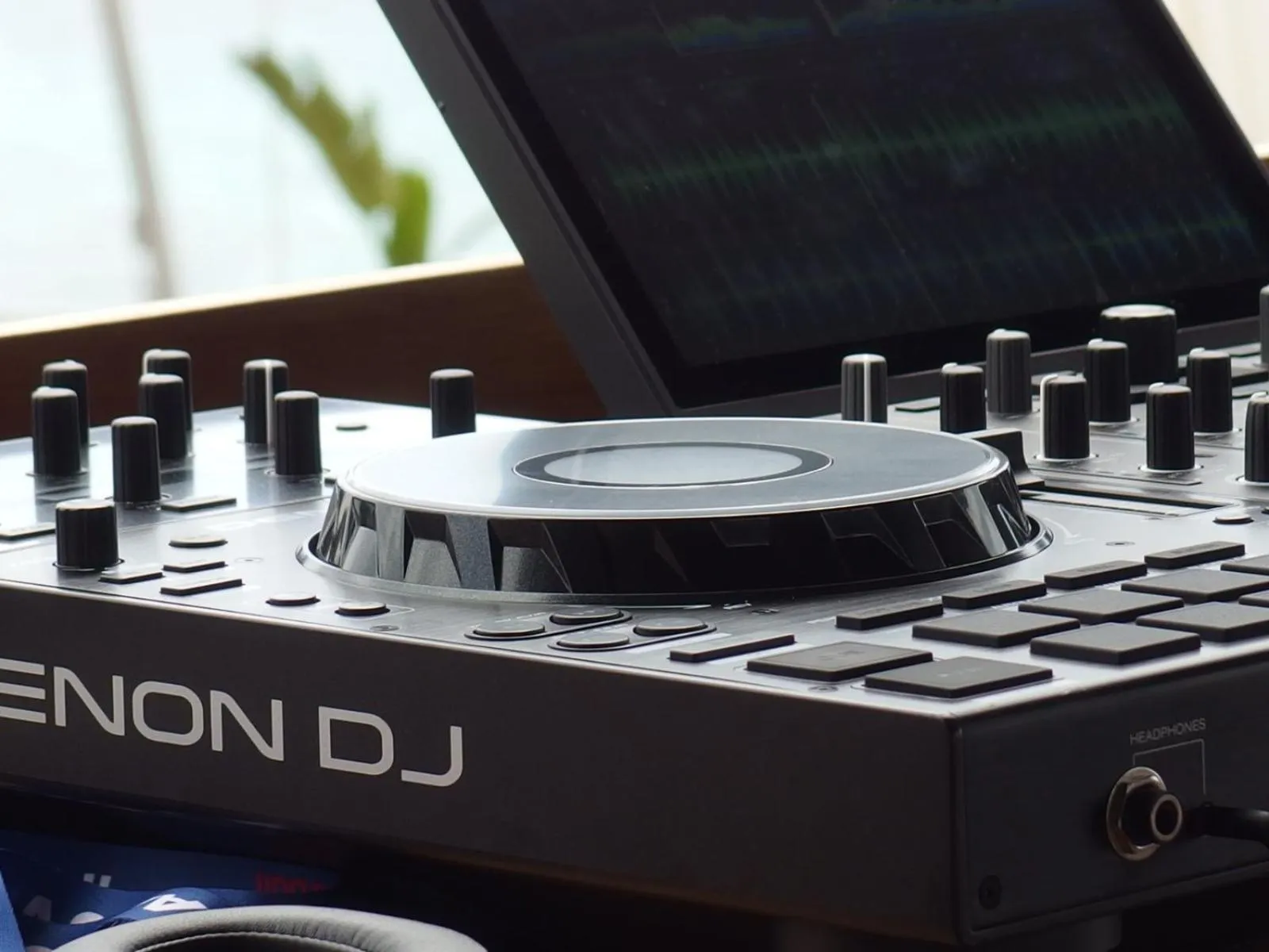 Nightclub / DJ in Hotel Cenit & Apts Sol y Viento