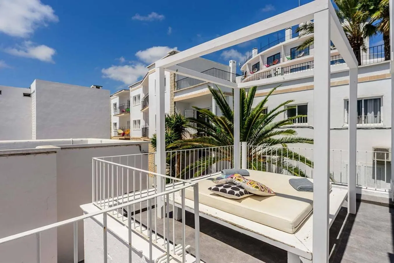 Balcony/Terrace in Hotel Cenit & Apts Sol y Viento