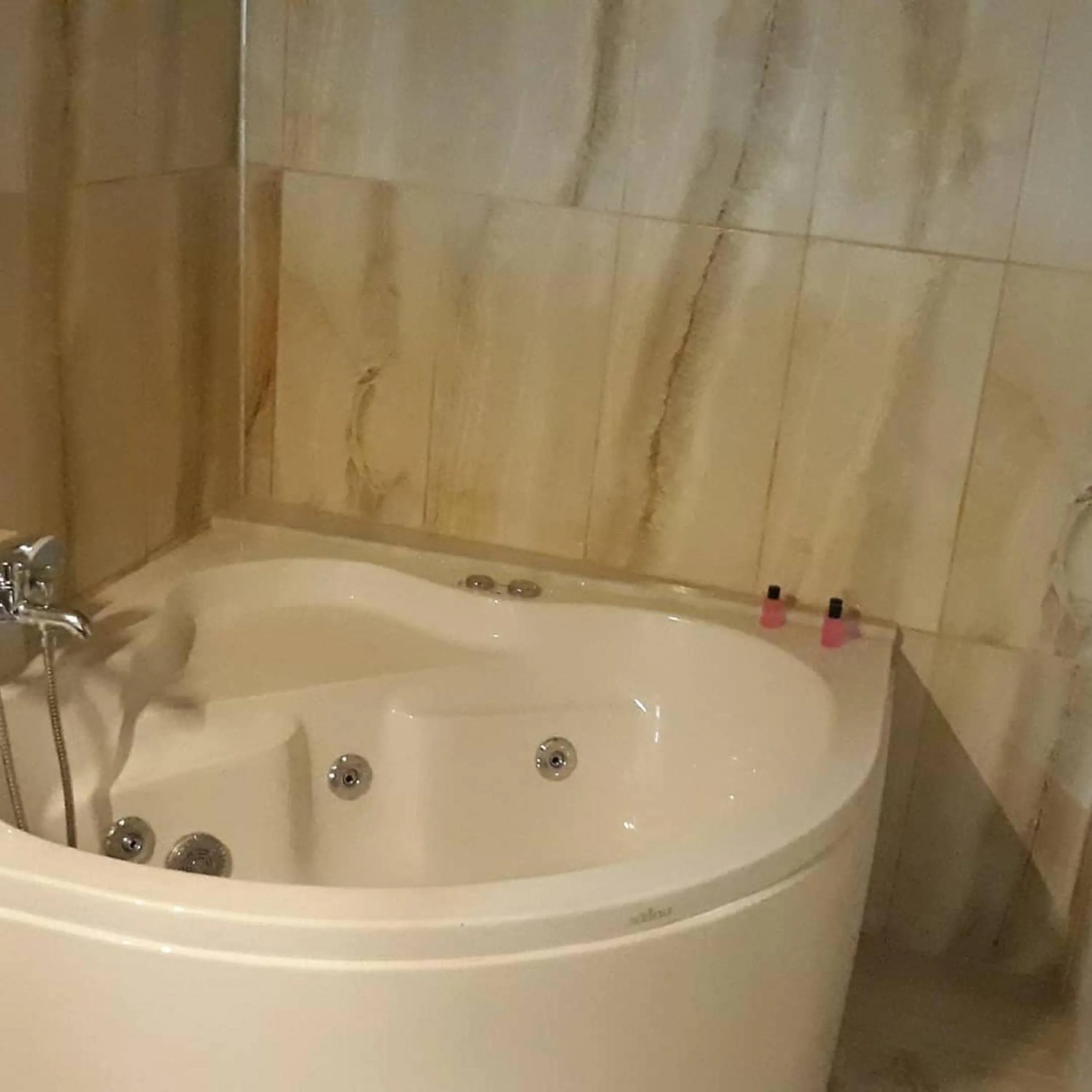 Bathroom in Ipekyolu Garden