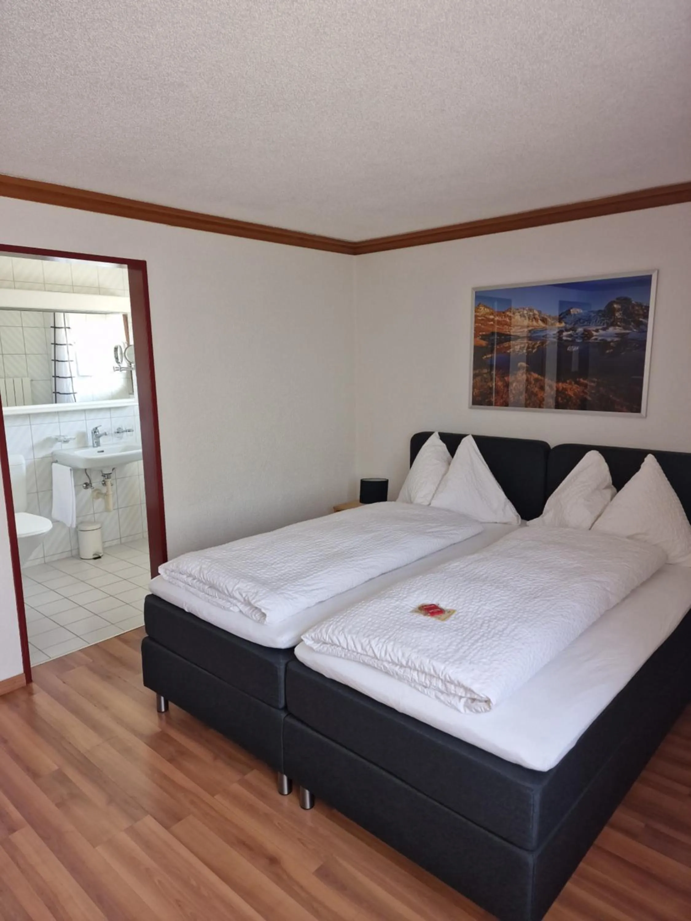 Bedroom, Bed in Hotel Alpha Thun