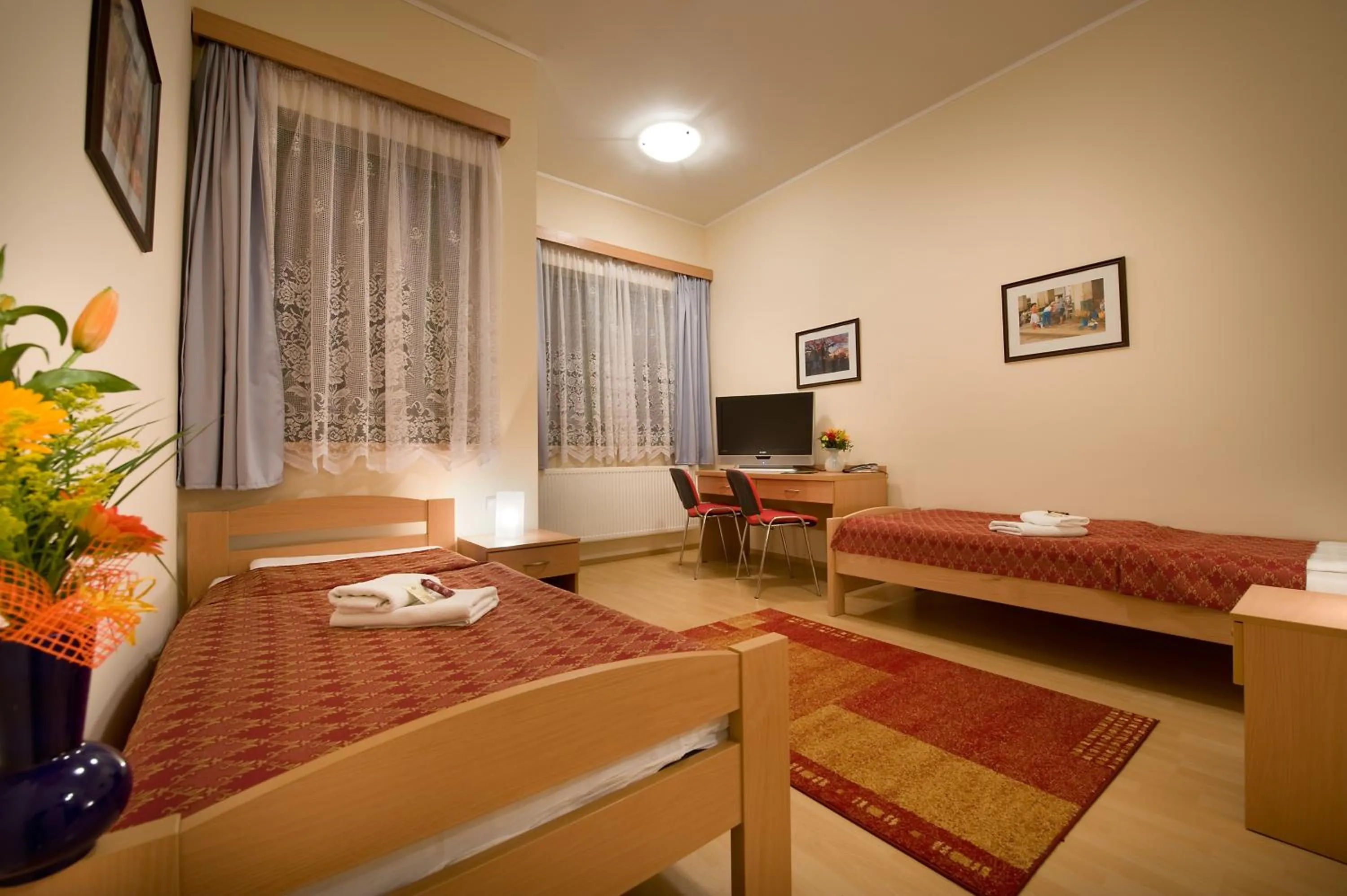 Twin Room - single occupancy in Grand Hotel