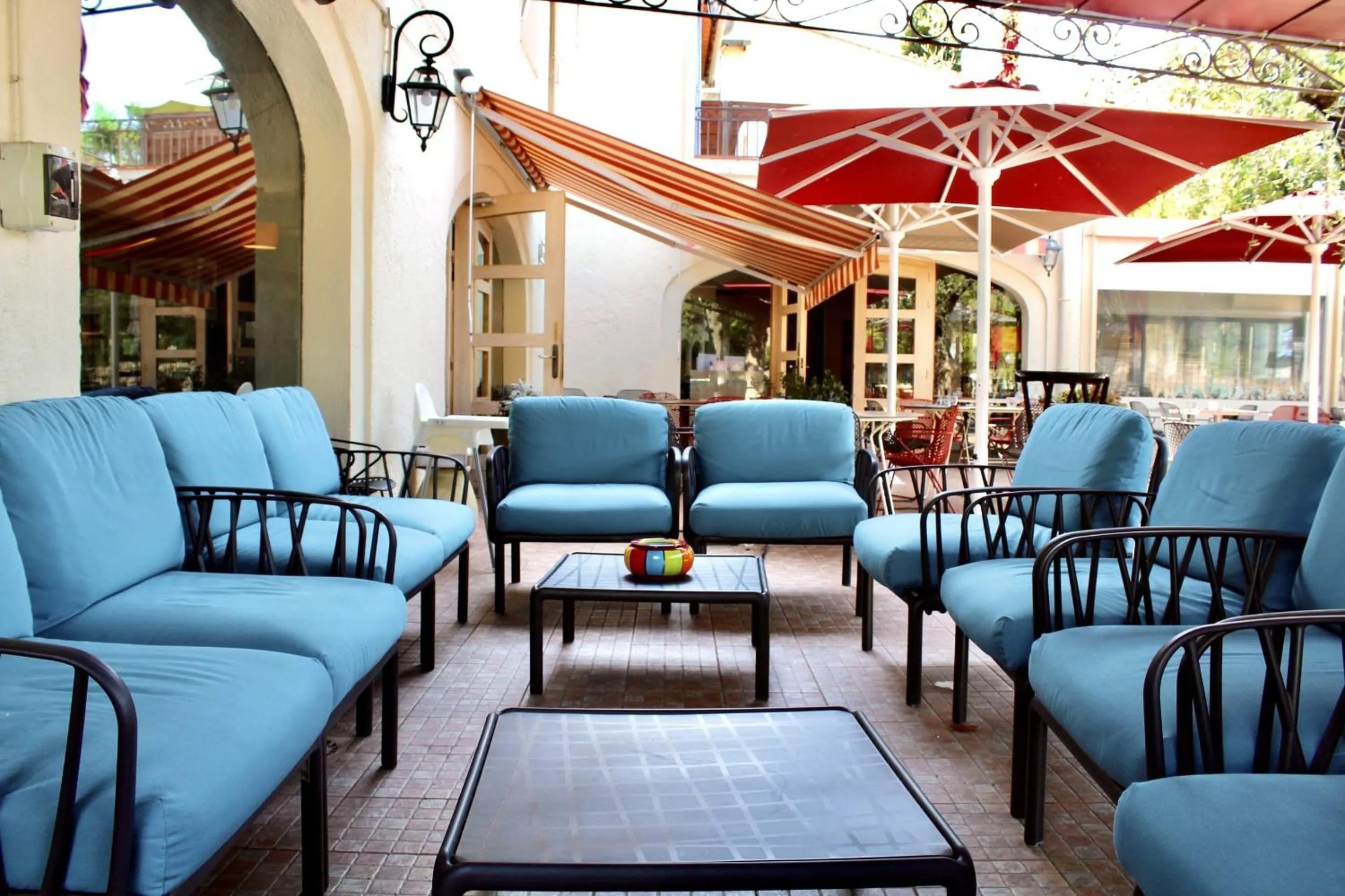 Patio in La Lune De Mougins - Hotel & Spa