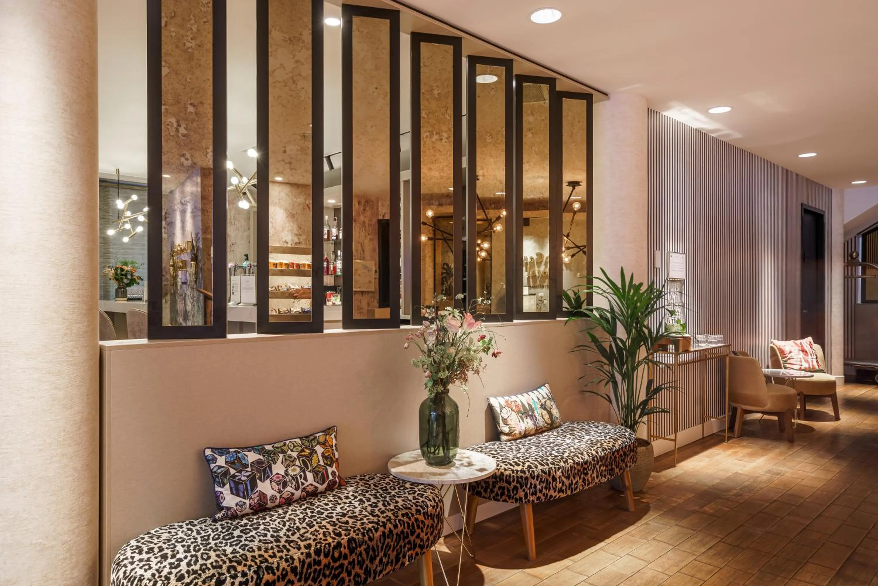 Lobby or reception in Monet Garden Hotel Amsterdam