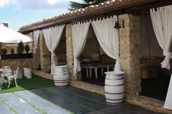 Patio in El Palacete del Obispo