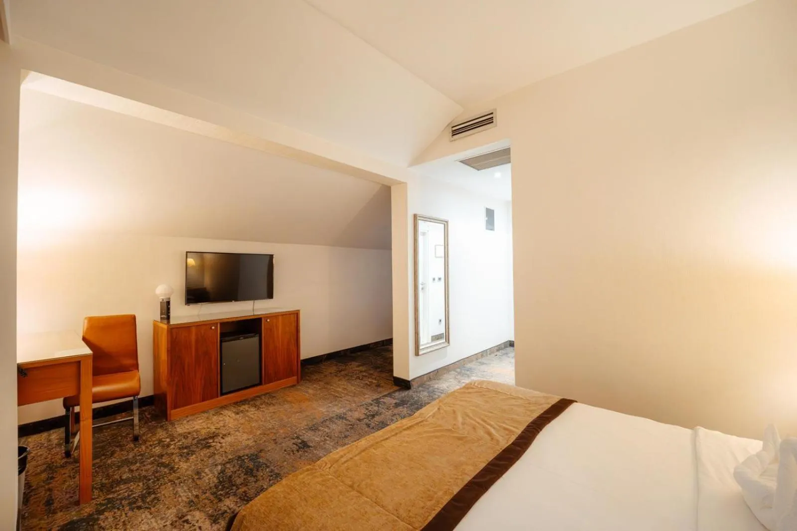 Bedroom, Bed in Hotel 1000 Ruza