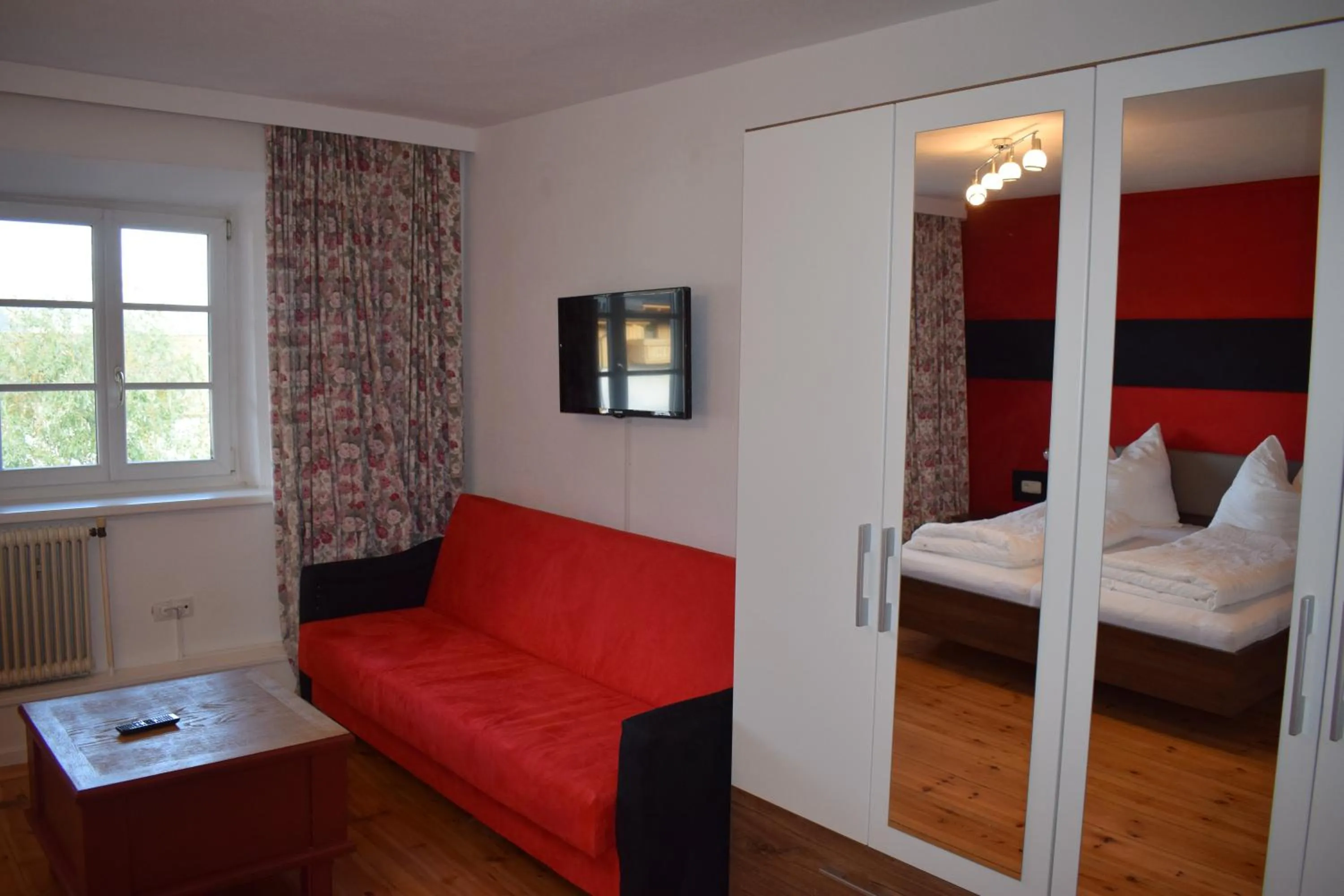 Seating area, Bed in Gasthof zur Post