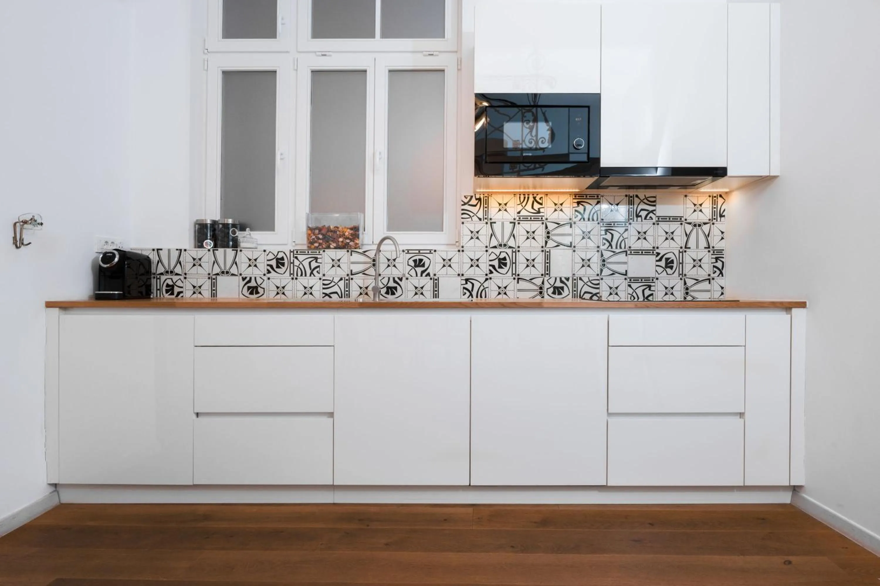 kitchen in Tromostovje apartments