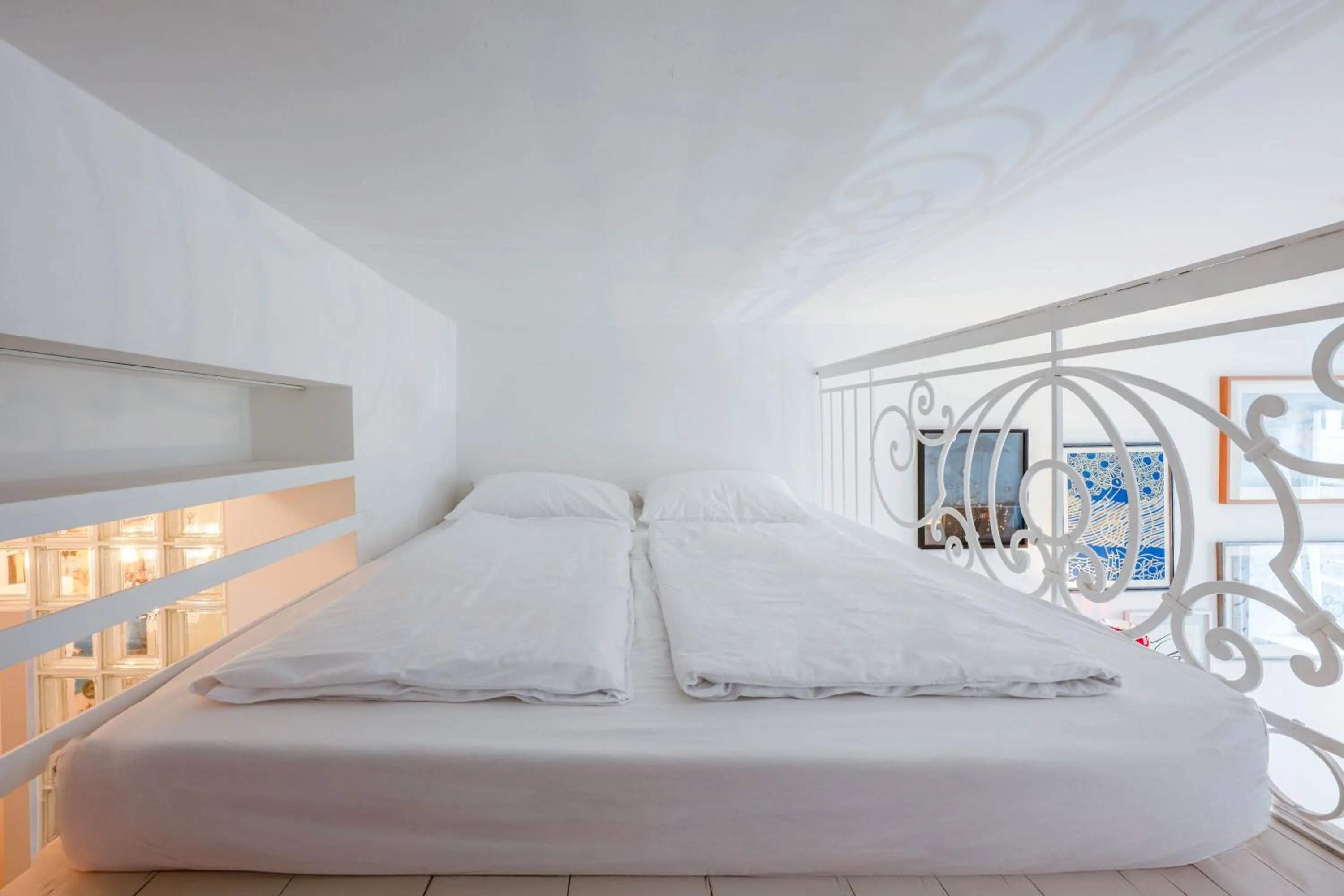 Bed in Tromostovje apartments