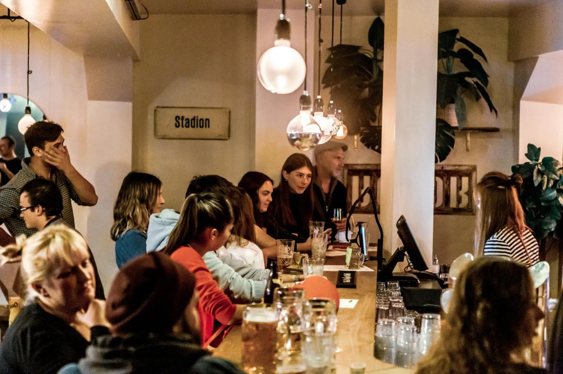 People in Wombat's City Hostel Vienna Naschmarkt