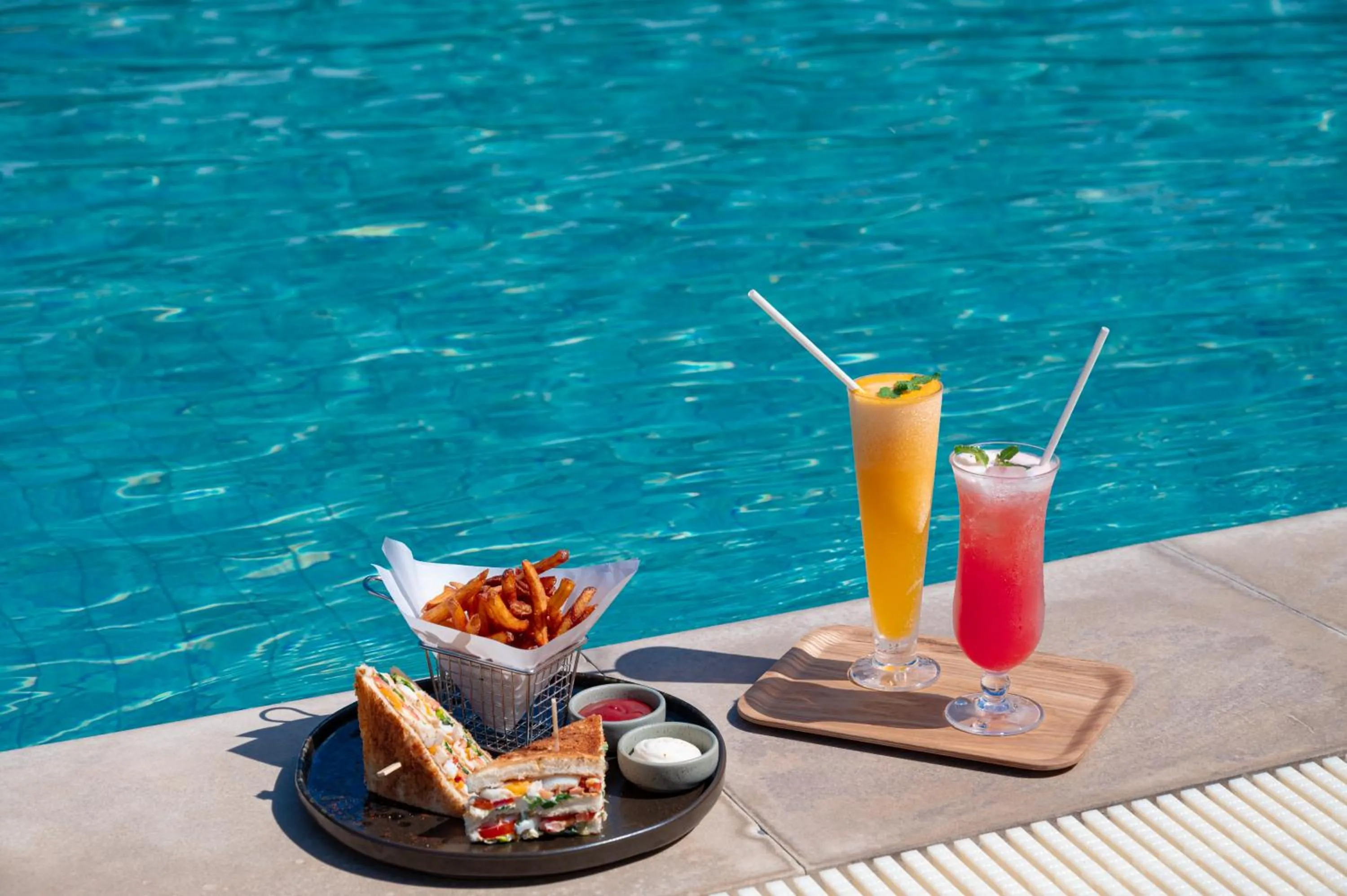 Swimming pool in Pakasai Resort