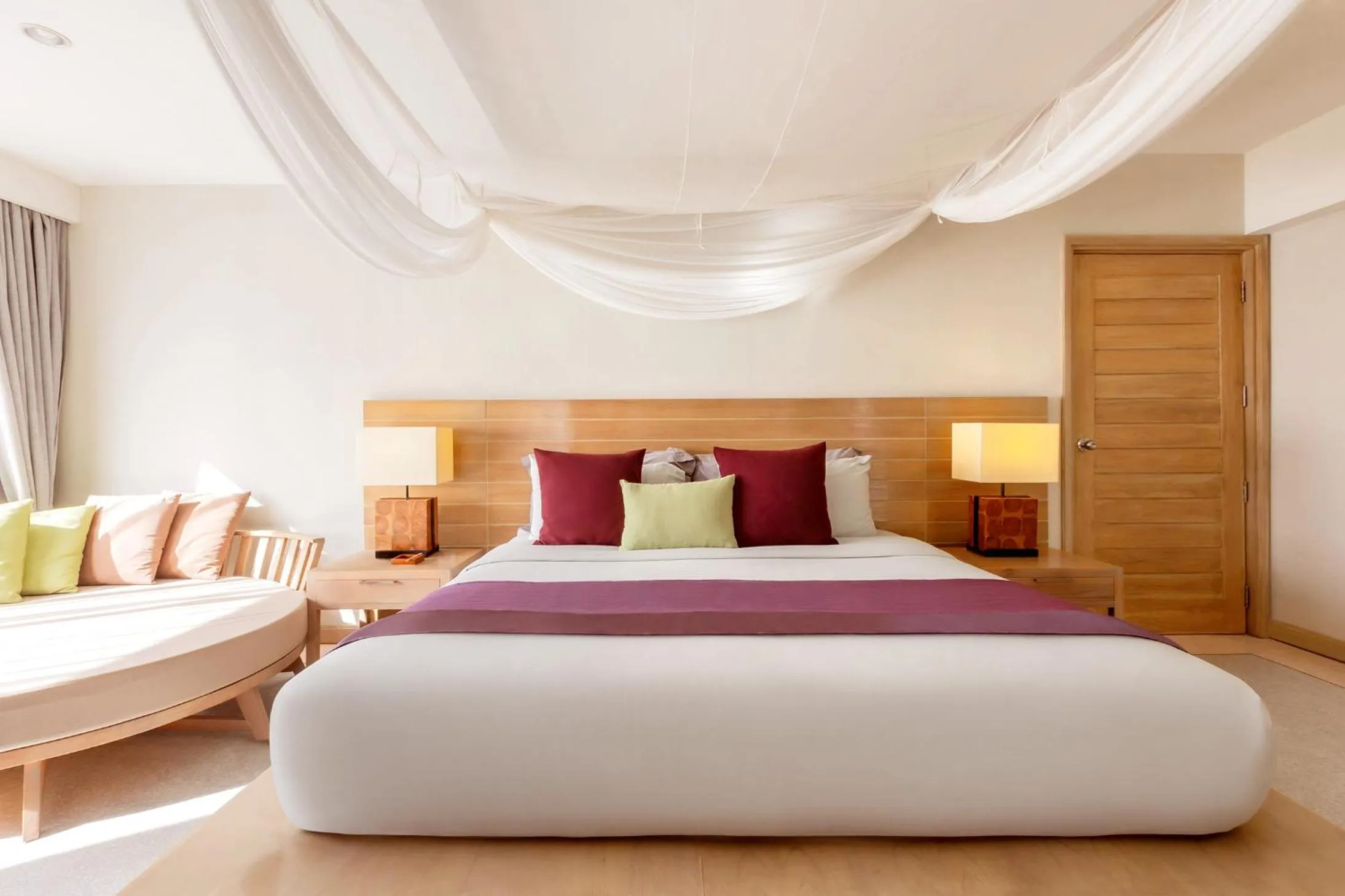 Bed in Pakasai Resort