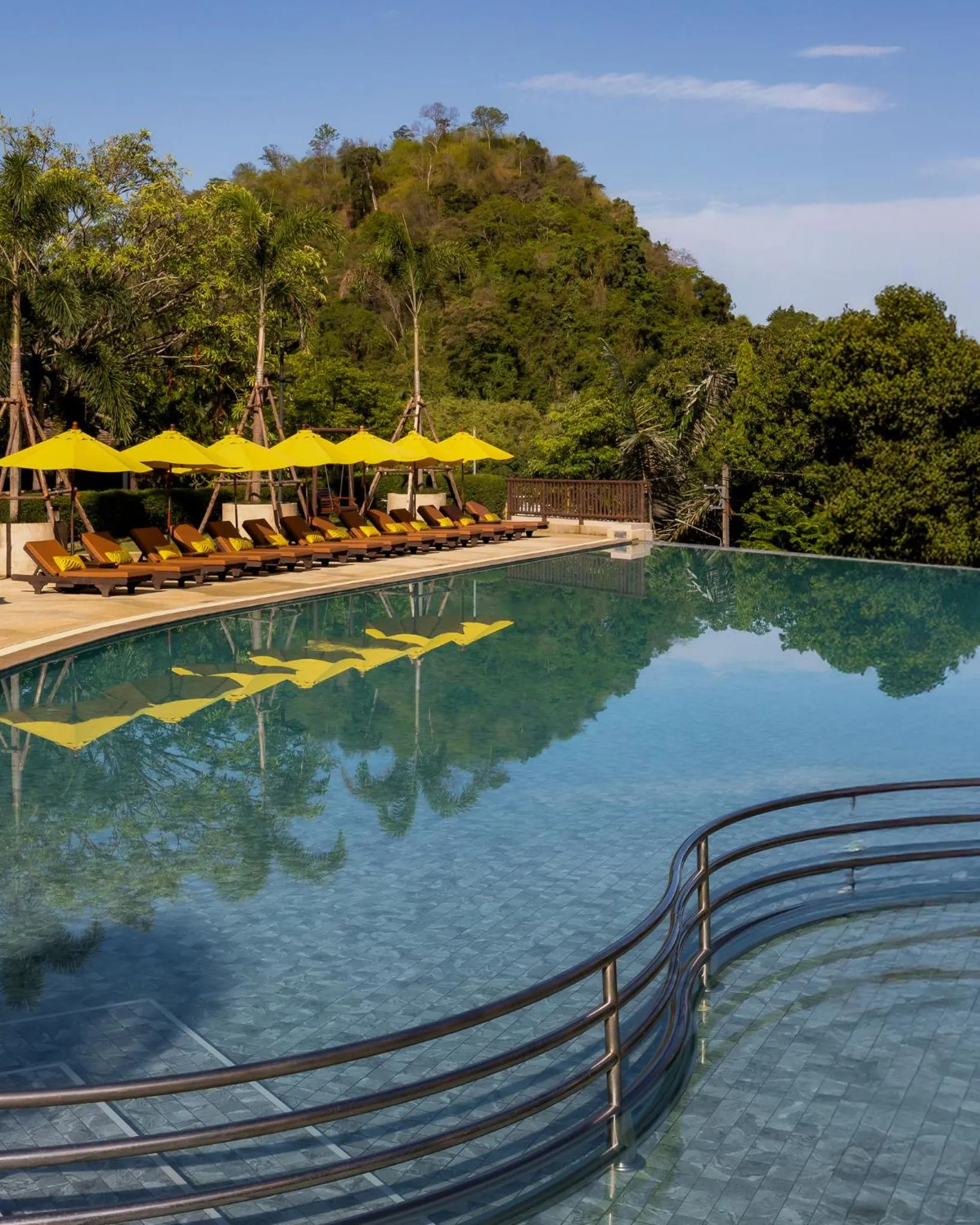 Swimming pool in Pakasai Resort