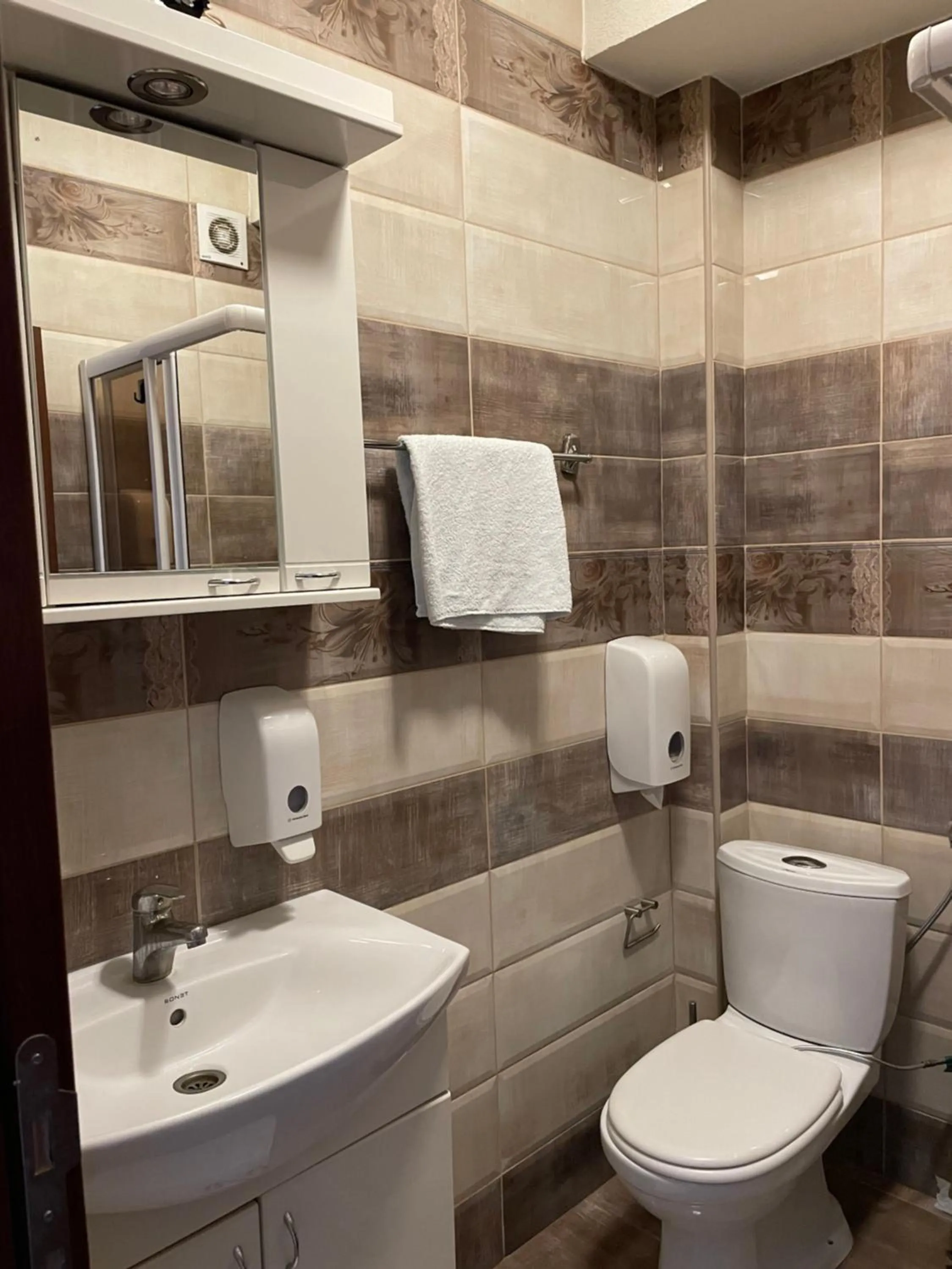 Motel & Restaurant Dar