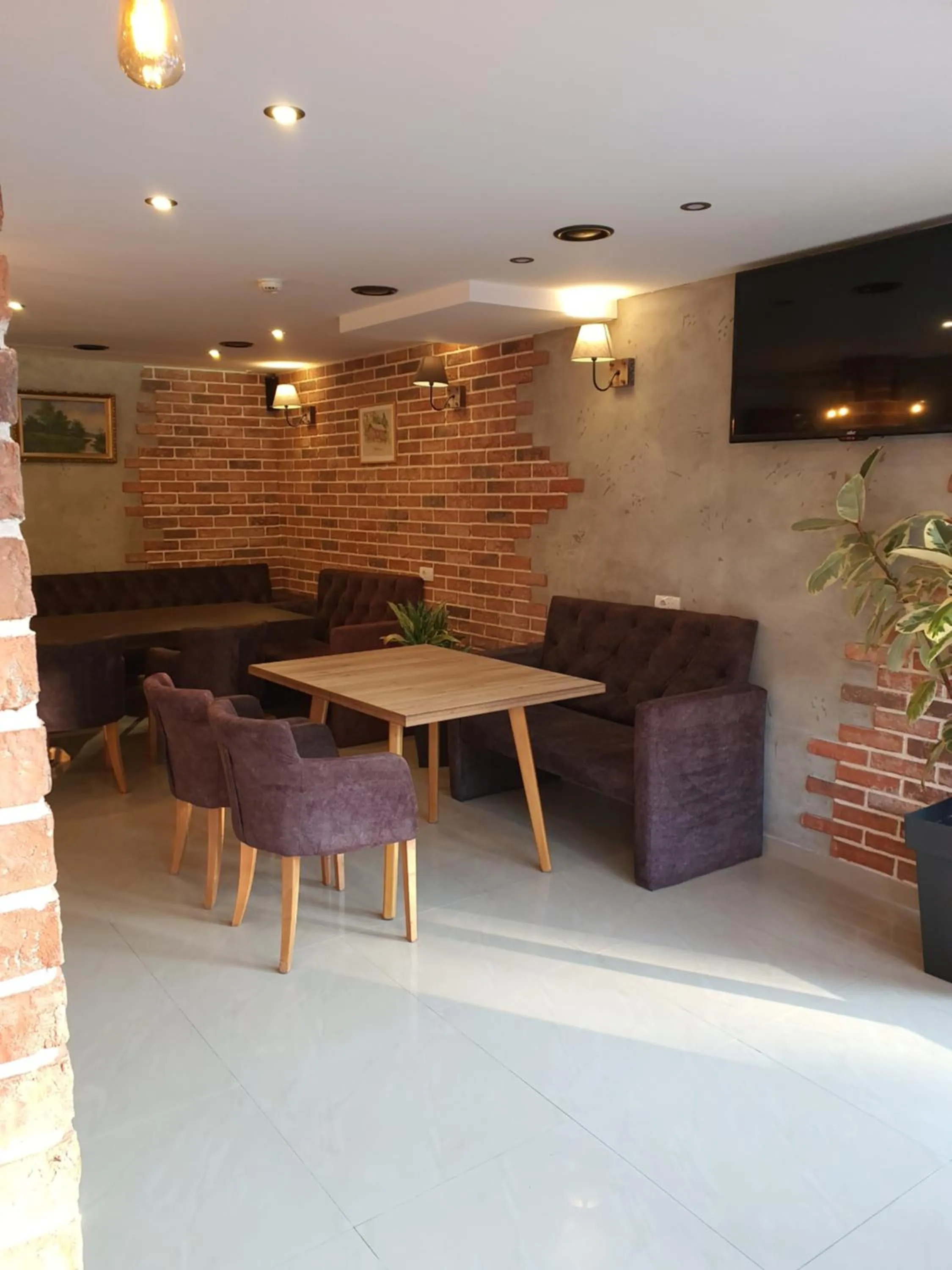 Motel & Restaurant Dar