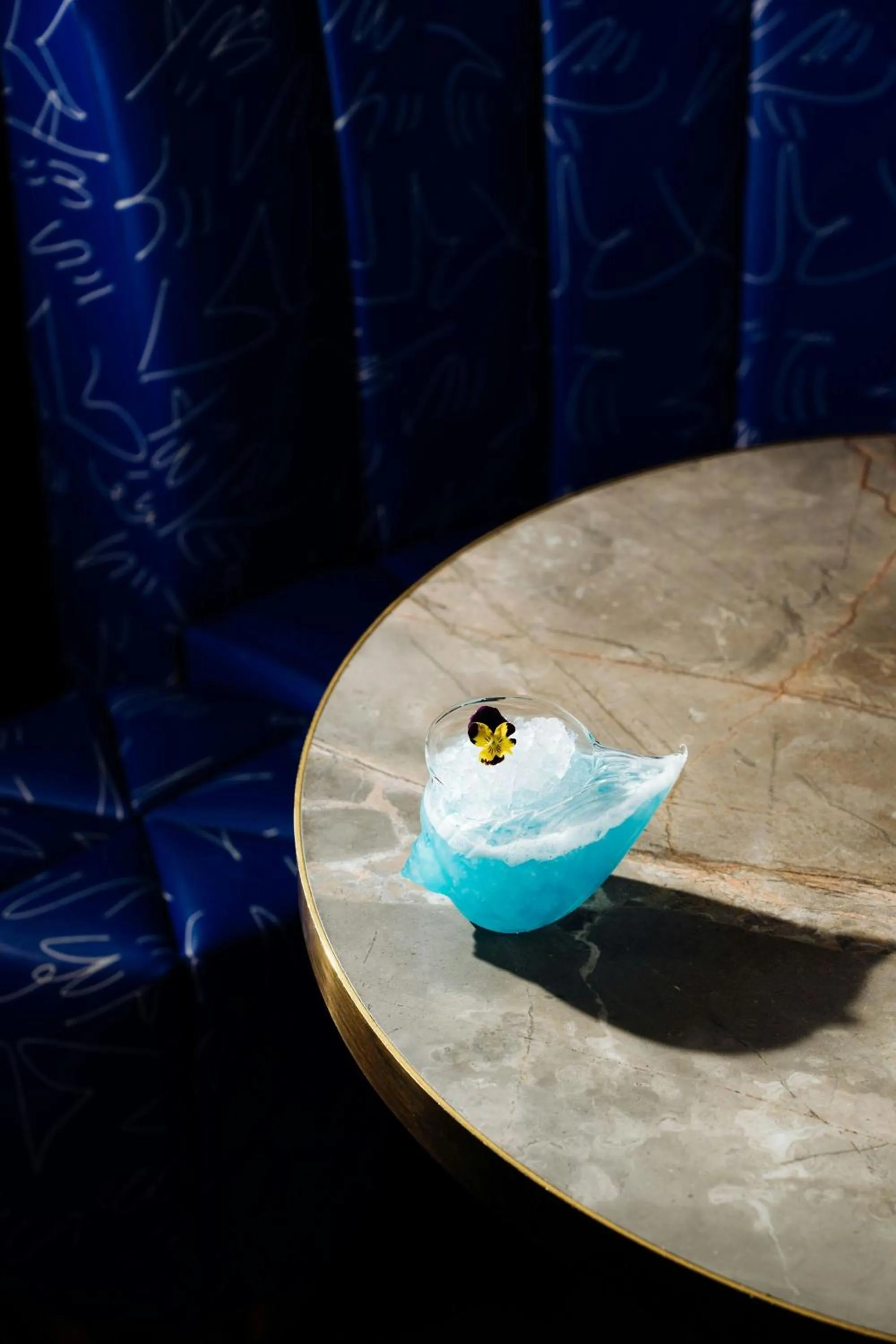 Restaurant/places to eat in W London