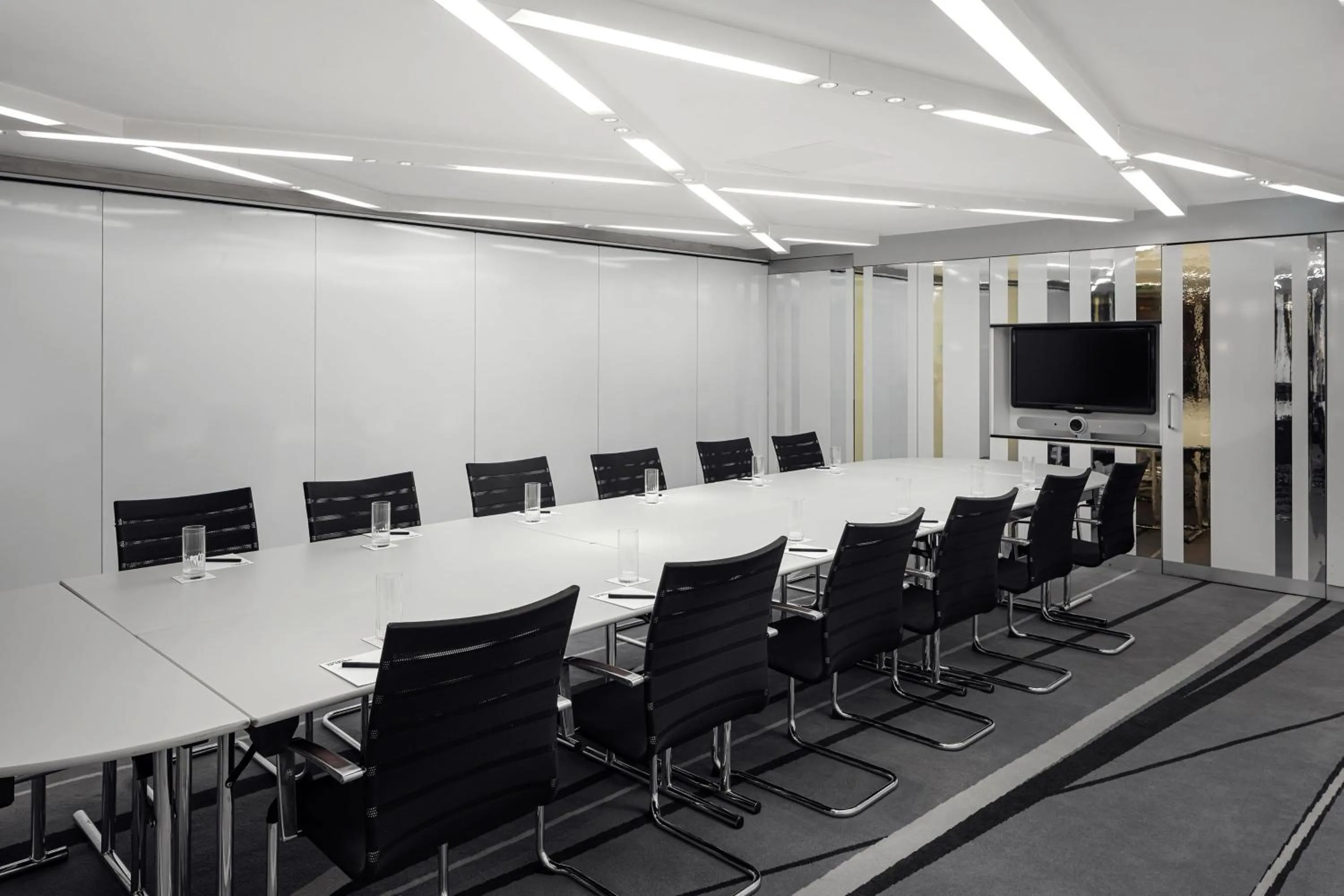 Meeting/conference room in W London