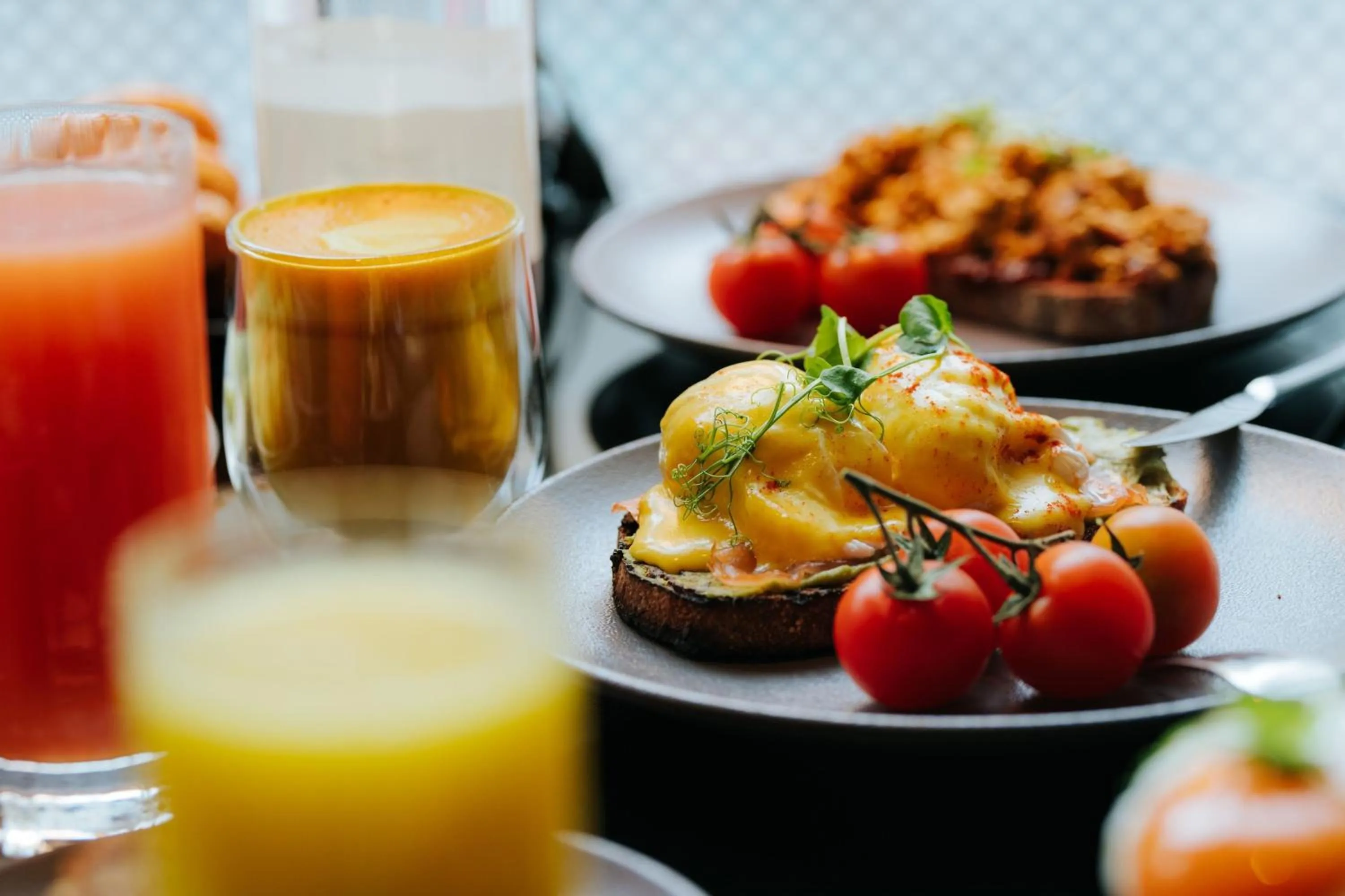 Restaurant/places to eat in W London