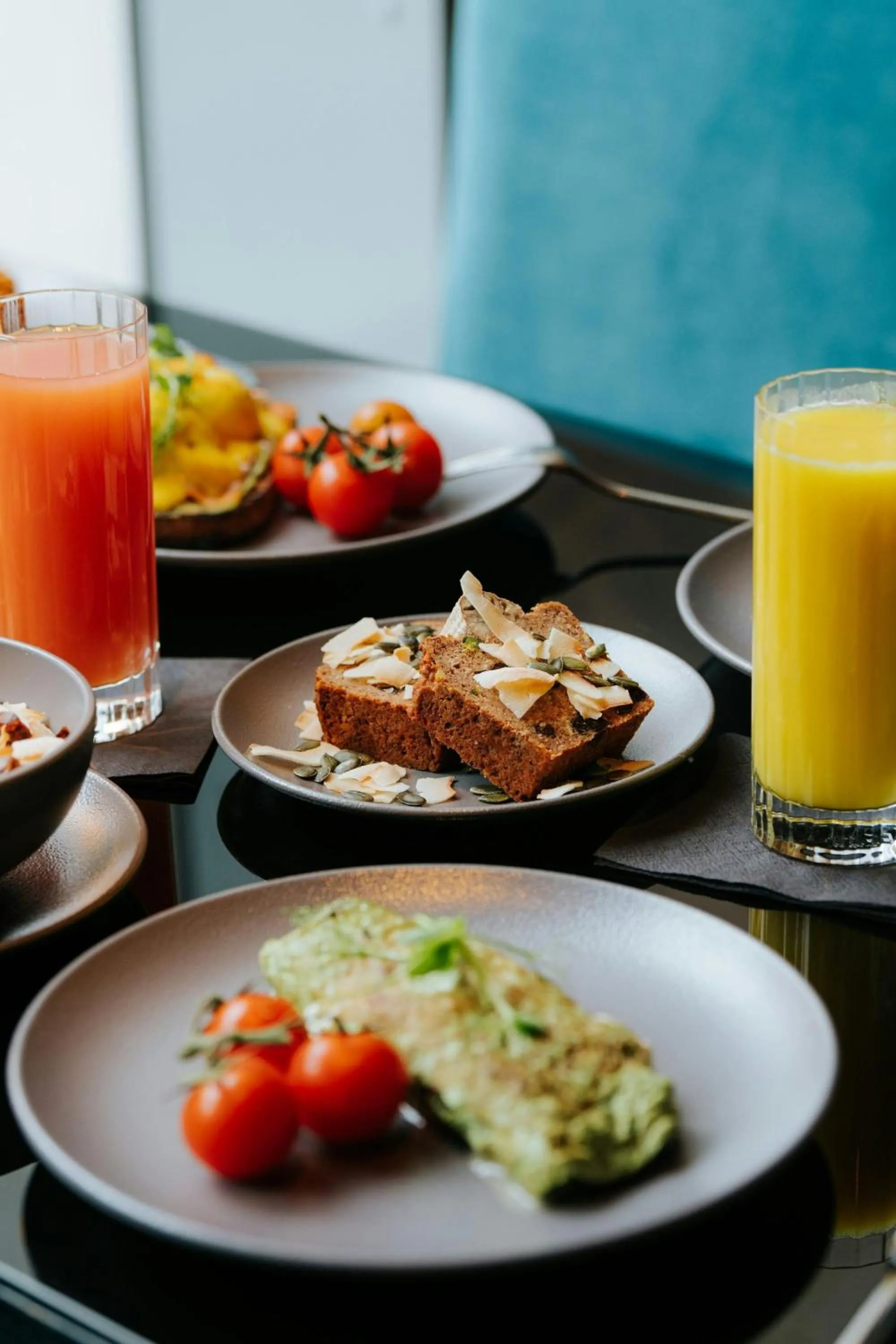 Restaurant/places to eat in W London