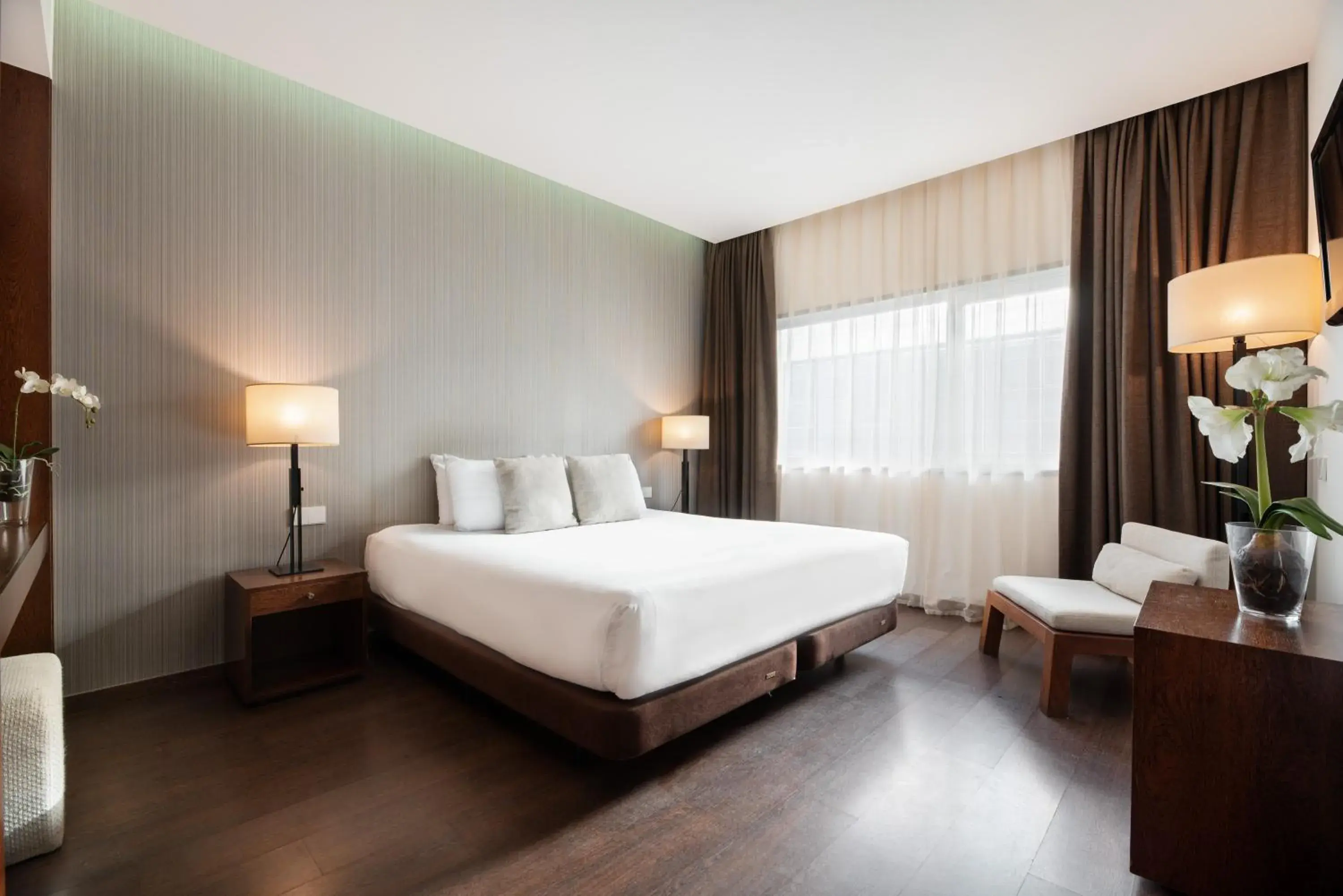 Photo of the whole room, Bed in Eurostars Mar de Vigo Photo of the whole room, Bed in Eurostars Mar de Vigo